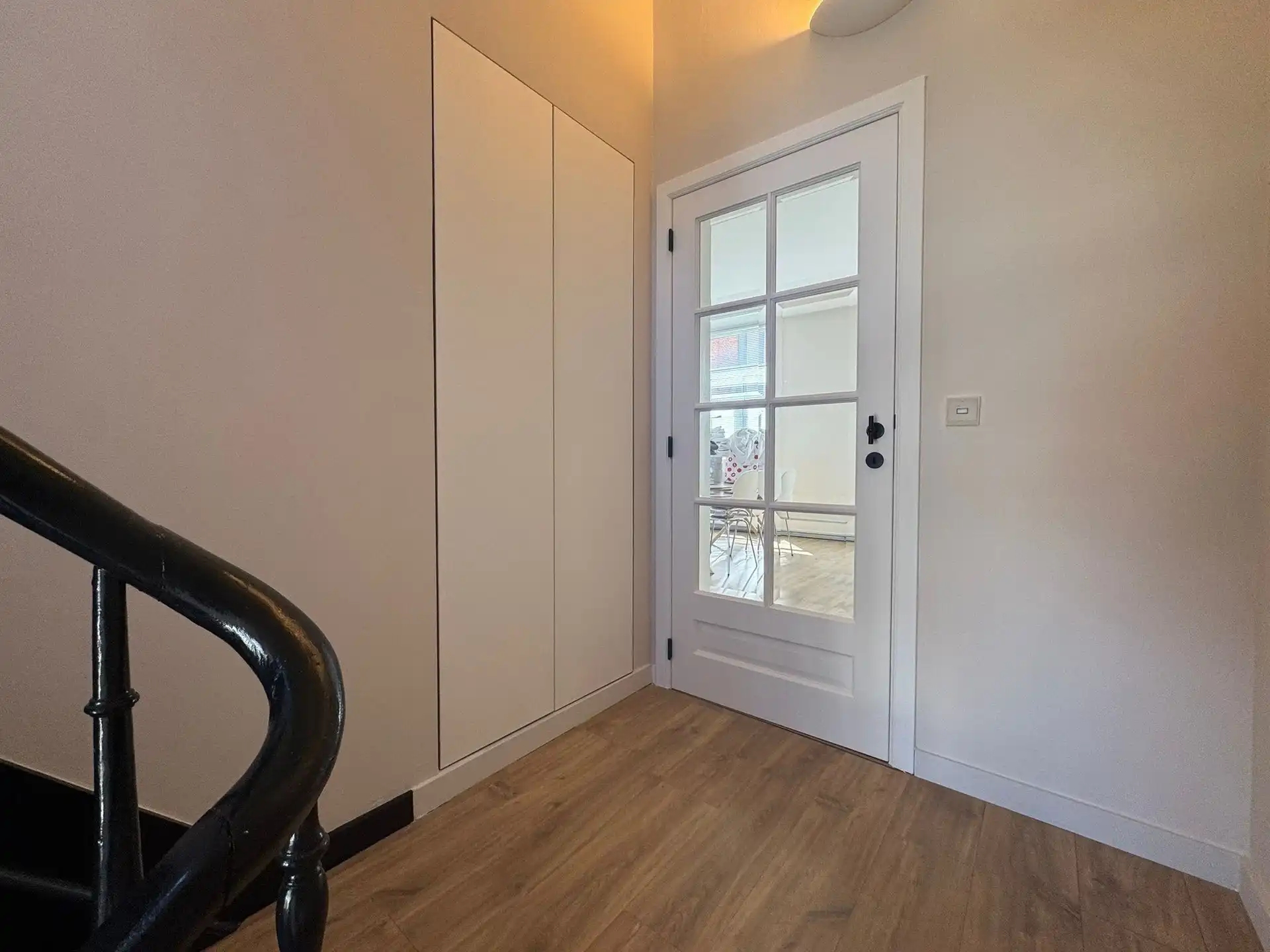 Gerenoveerde bel-etage in het volle stadscentrum foto 4