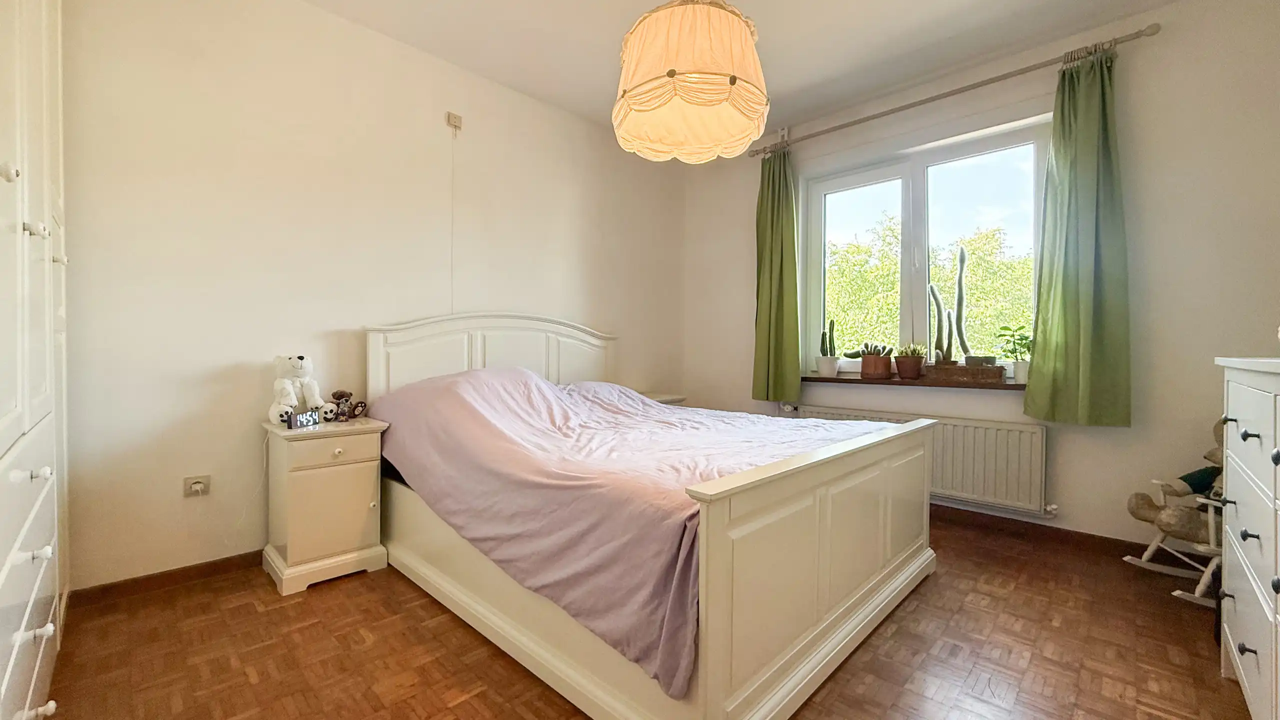 Landelijke woning met 6 slpks op perceel van 36a 70ca! foto 13