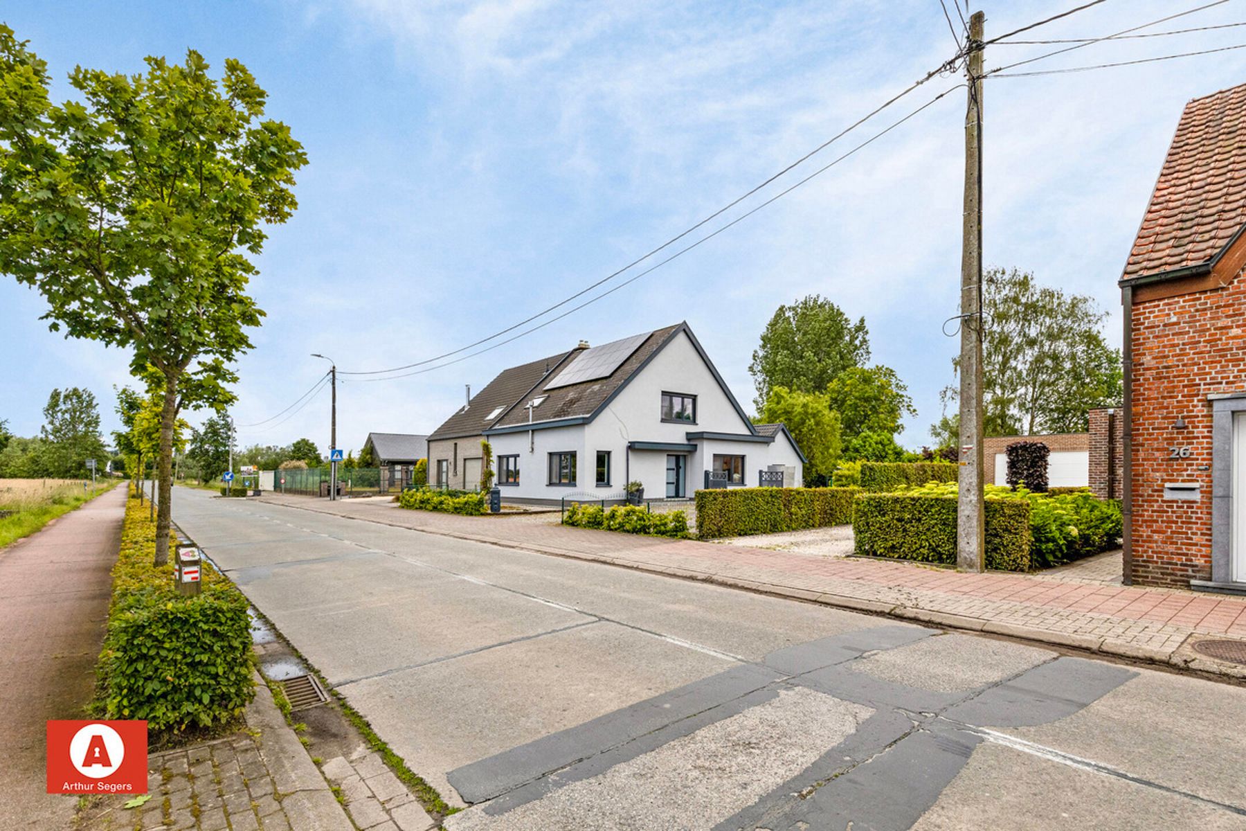 IN OPTIE - Centraal gelegen gezinswoning met 3 slaapkamers en tuin foto 4