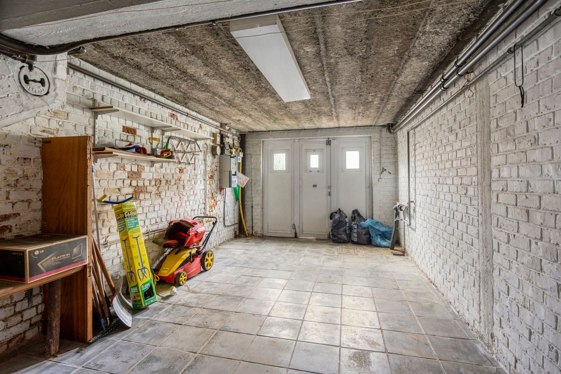 OPTIE Bel-etage woning met 4 slaapkamers, garage en tuin foto 30