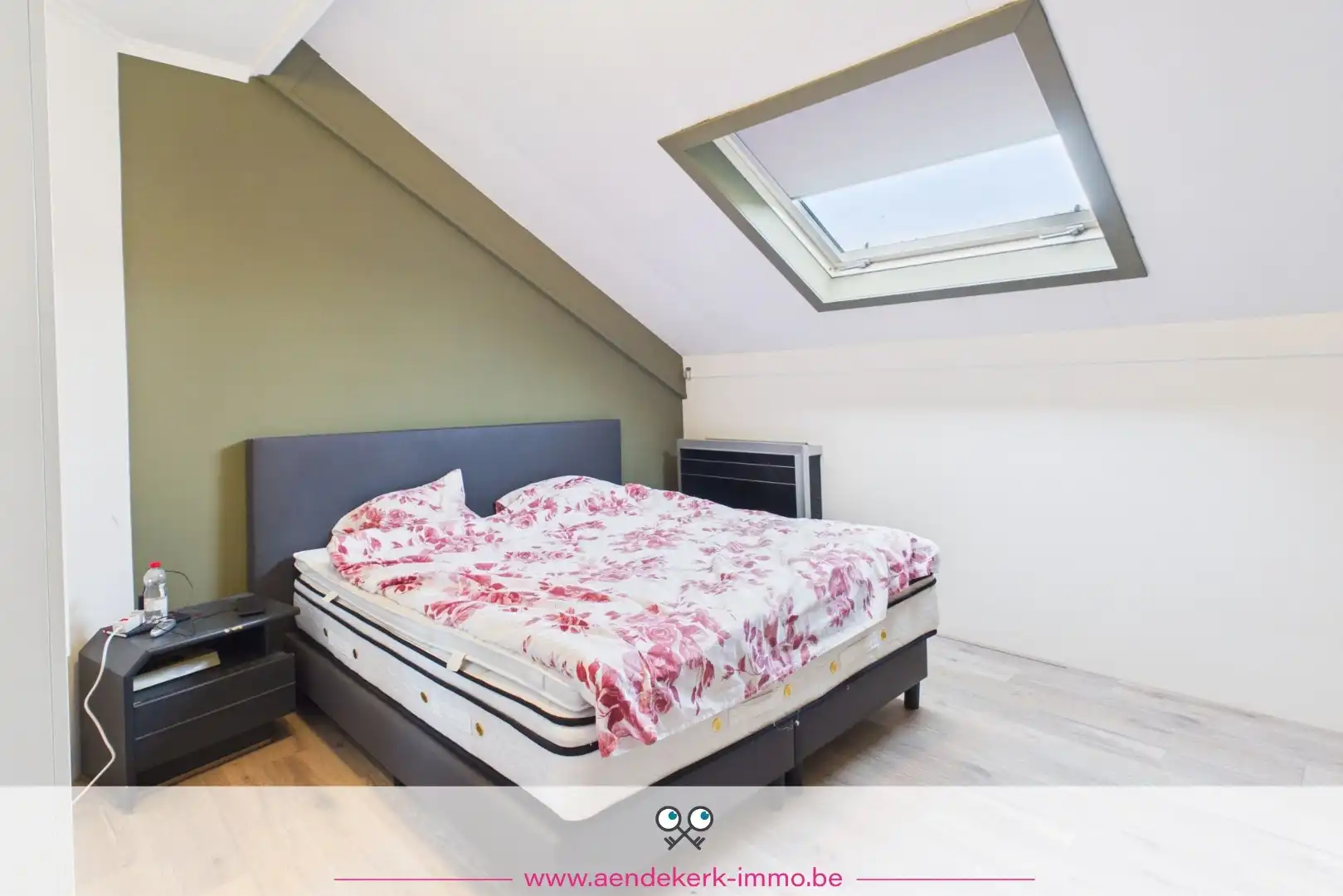 Ruime gezinswoning met 6 slaapkamers en tuin met zwembad in Kessenich foto 25