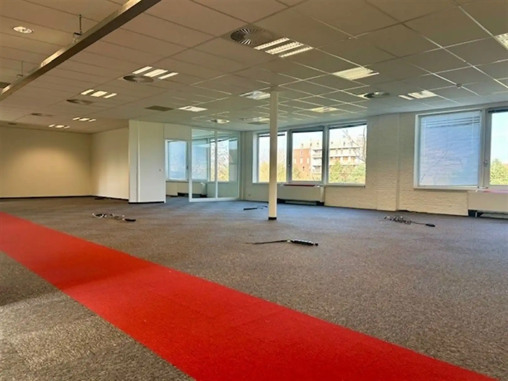Kantoren in oud fabriekspand van 24m² tot 521m² foto 5