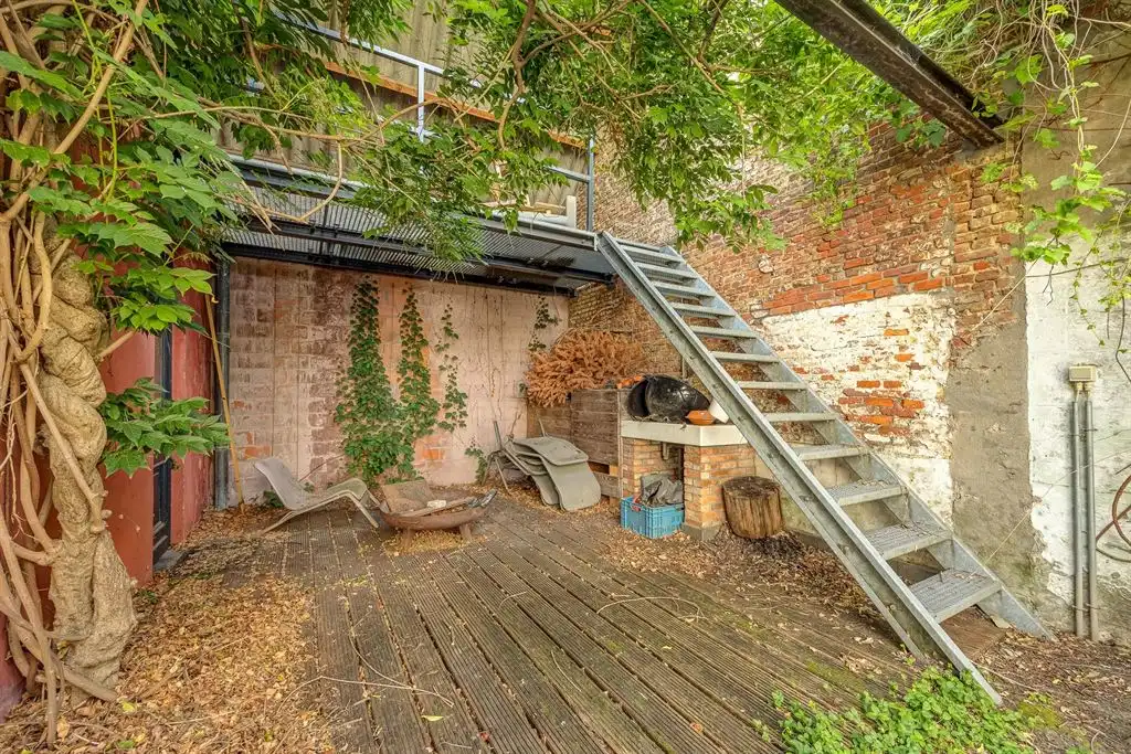 Prachtig, uitzonderlijke herenwoning met zonnige tuin foto 4
