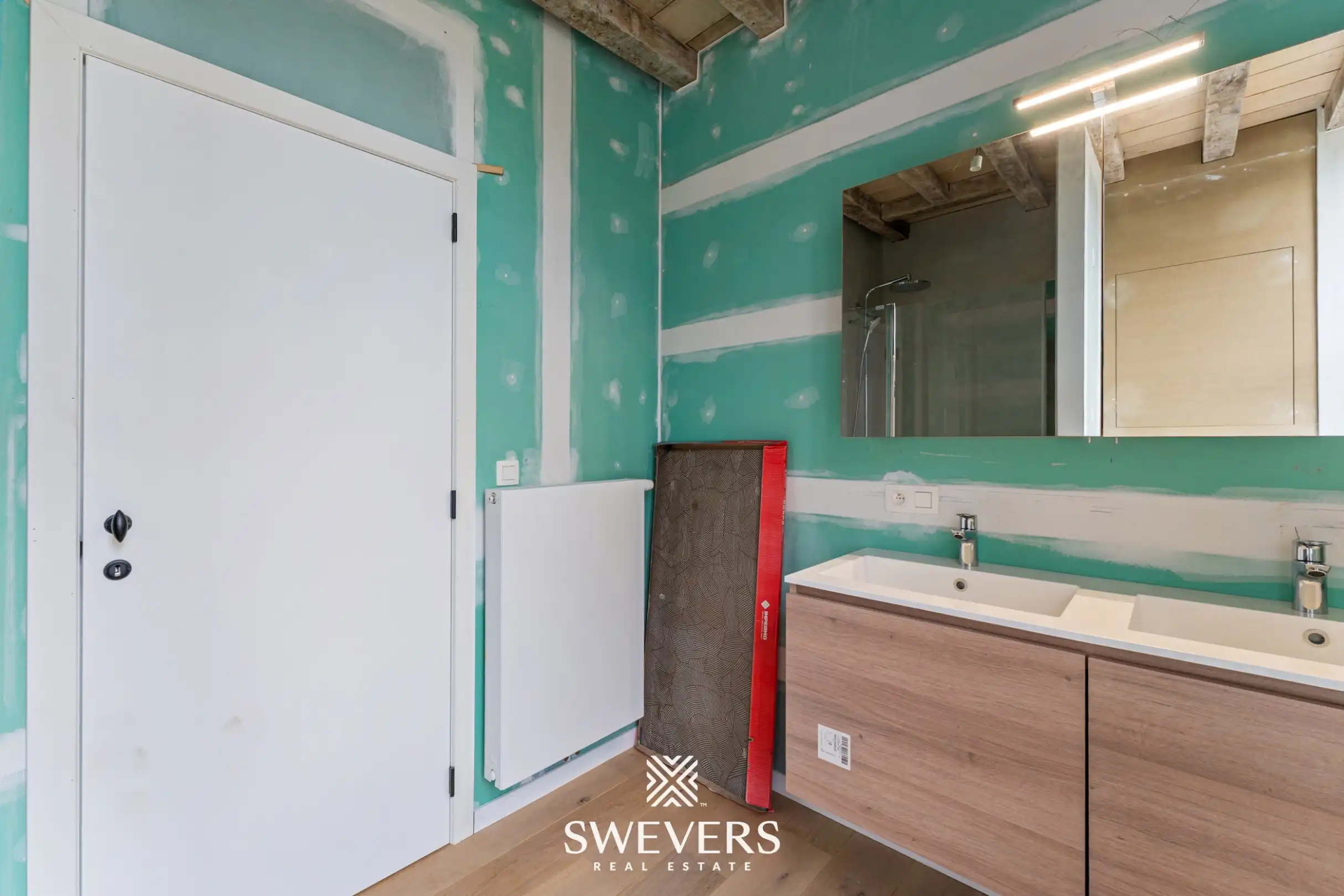 Volledig gerenoveerde woning met 3 slaapkamers in het Begijnhof foto 16