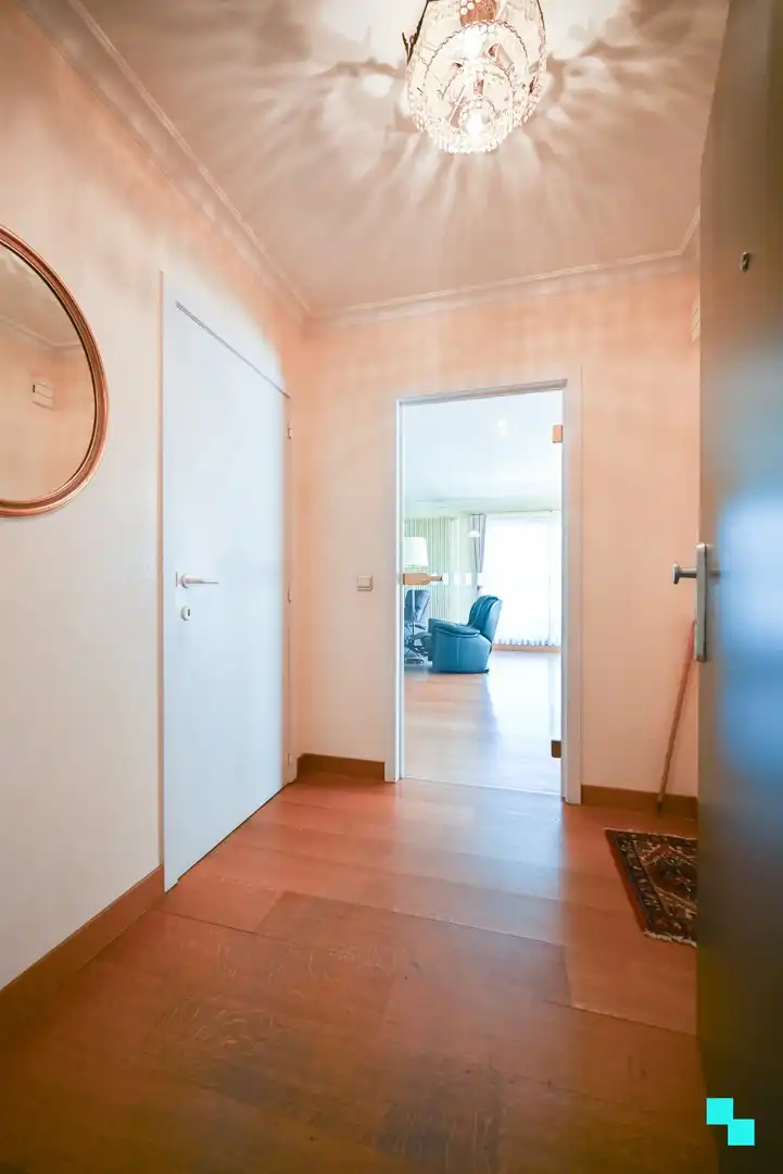 Unieke penthouse met drie terrassen in hartje Izegem foto 4