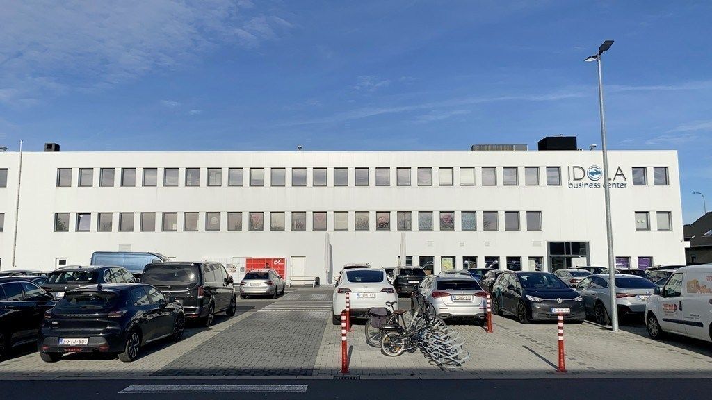 Kantoor te huur Antwerpse Steenweg 19 - a/14wp - 9080 Lochristi