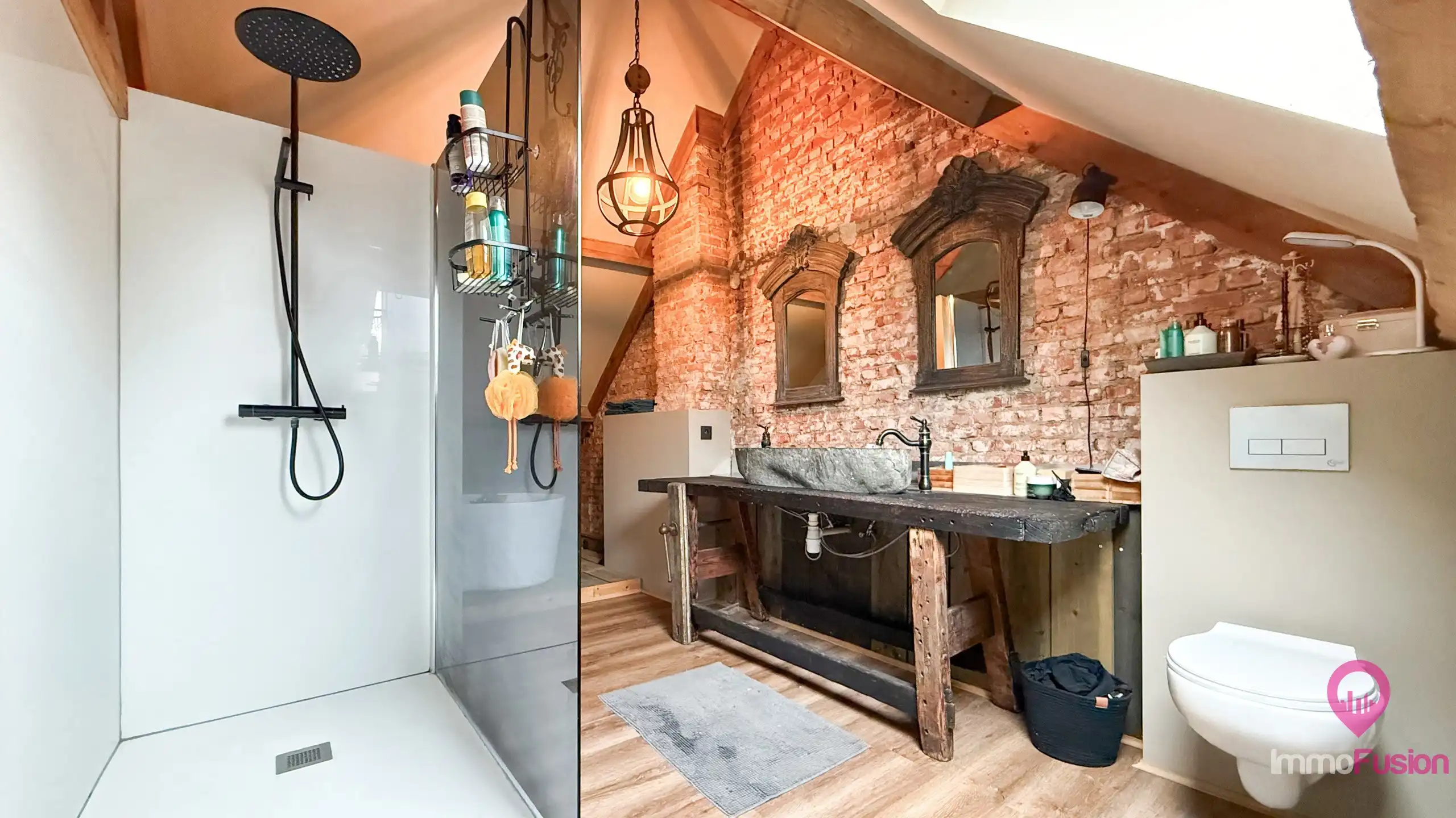 Gerenoveerde landelijk moderne woning op 21 are met 4 suites! foto 35