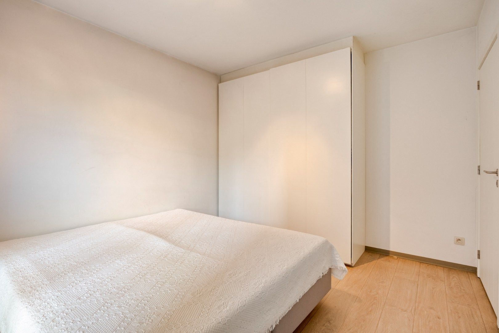 Gelijkvloers appartement met 3 slpks en voor- en achtertuin in Geel-centrum !  foto 10