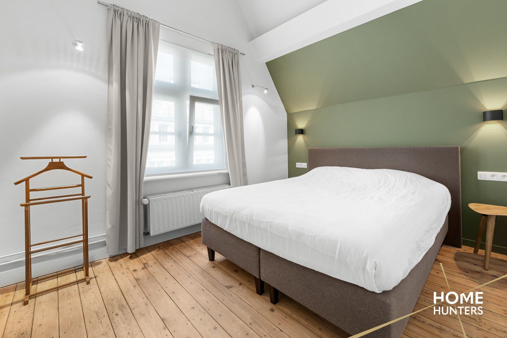 Prachtig afgewerkte herenwoning met praktijkruimte/polyvalente ruimte in het centrum van Ieper foto 27