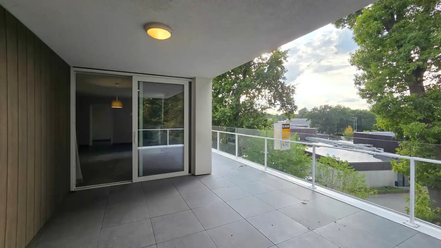 PRACHTIG APPARTEMENT met assistentieoptie IN EEN GROENE PARKOMGEVING. foto 13