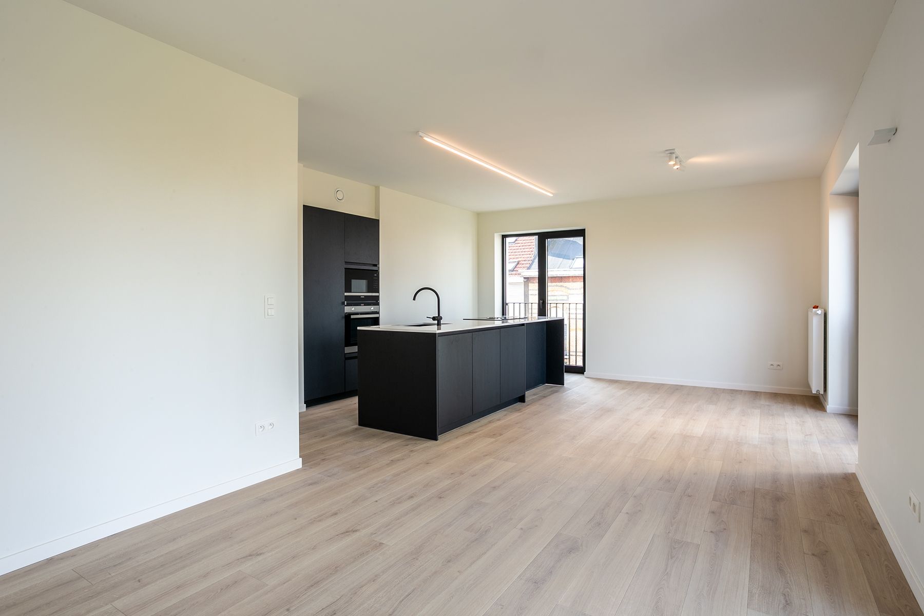 ()=>{if(producerUpdateValueVersion(node),producerAccessed(node),node.value===ERRORED)throw node.error;return node.value} Ellermanstraat 60/301 - 2060 Antwerpen