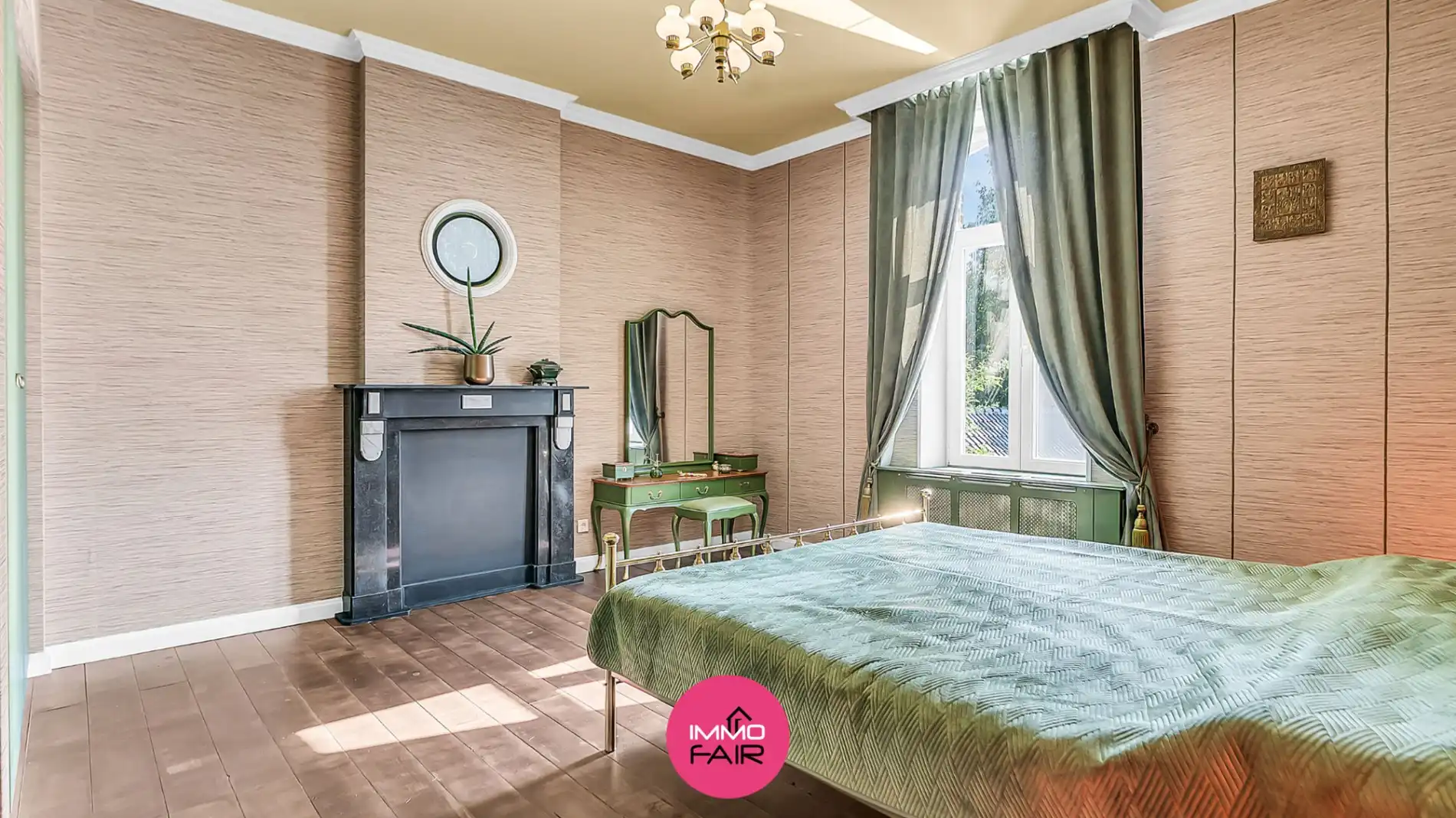 Karaktervolle herenwoning met vier slaapkamers en glazen tuinkamer foto 23
