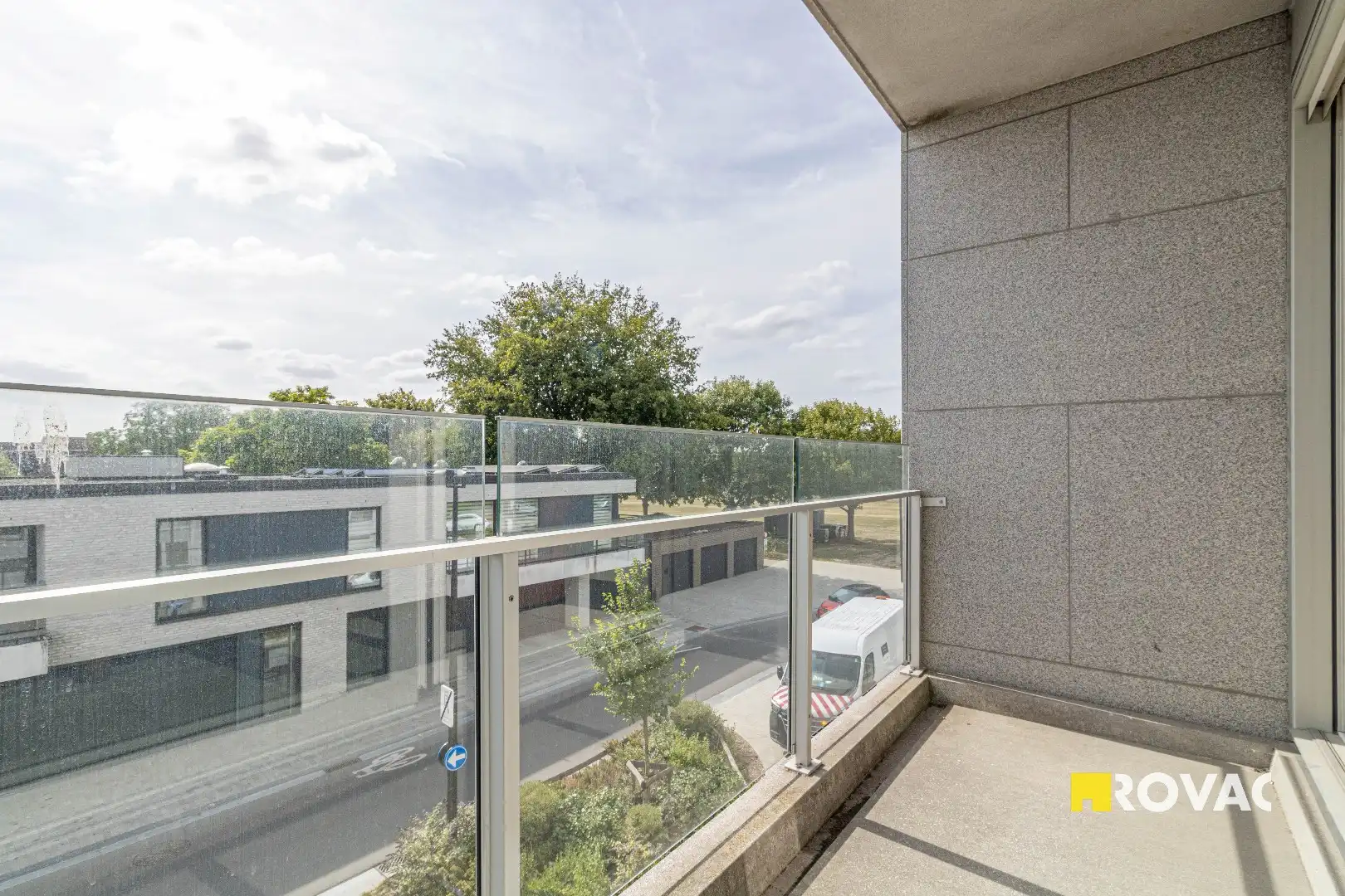 Zeer verzorgd appartement met zonneterras, autostaanplaats met EPC-label A foto 3