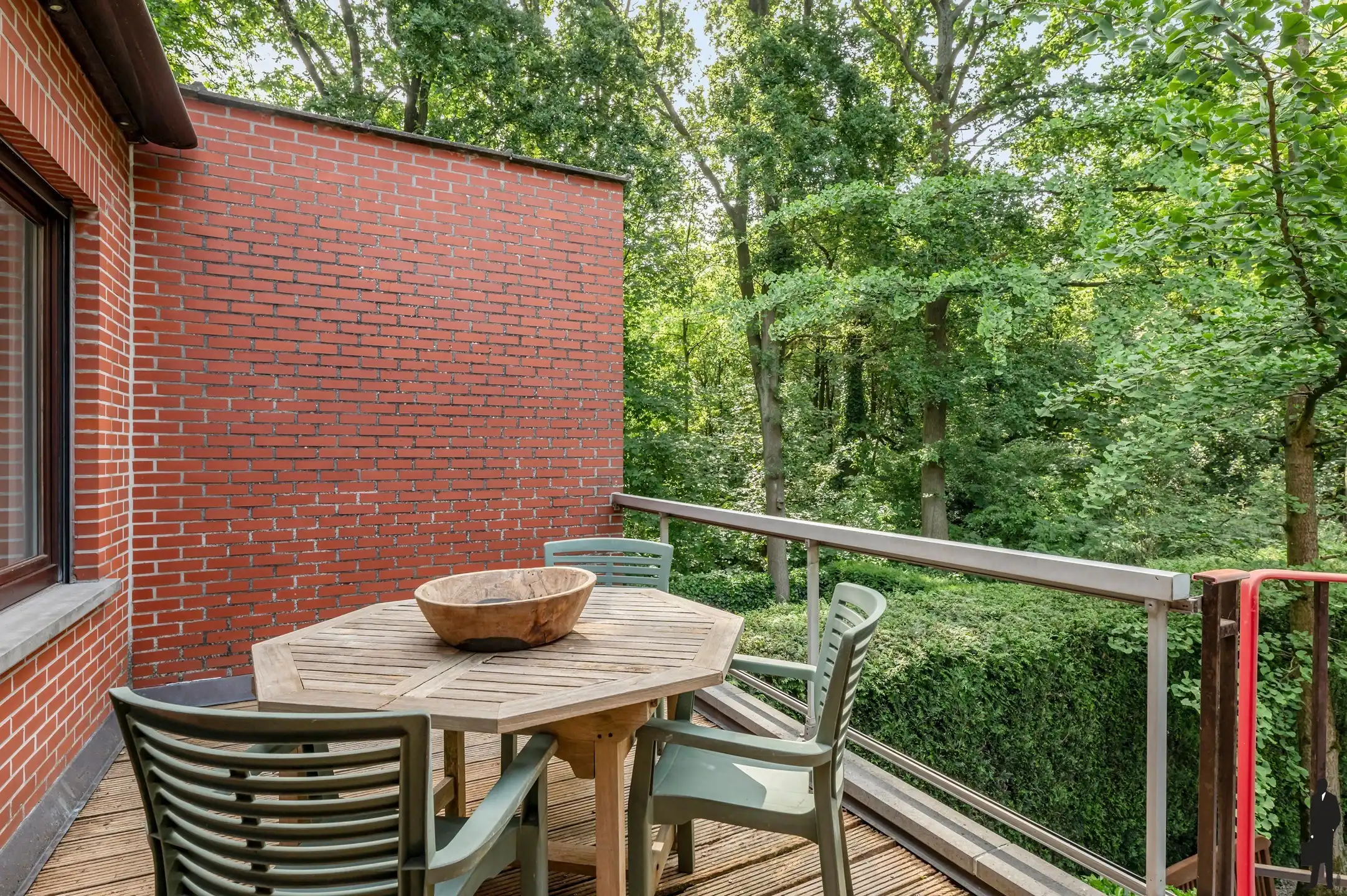 Uniek wonen aan het Cogelspark in een gezinswoning met mogelijks praktijkruimte en tuin! foto 9