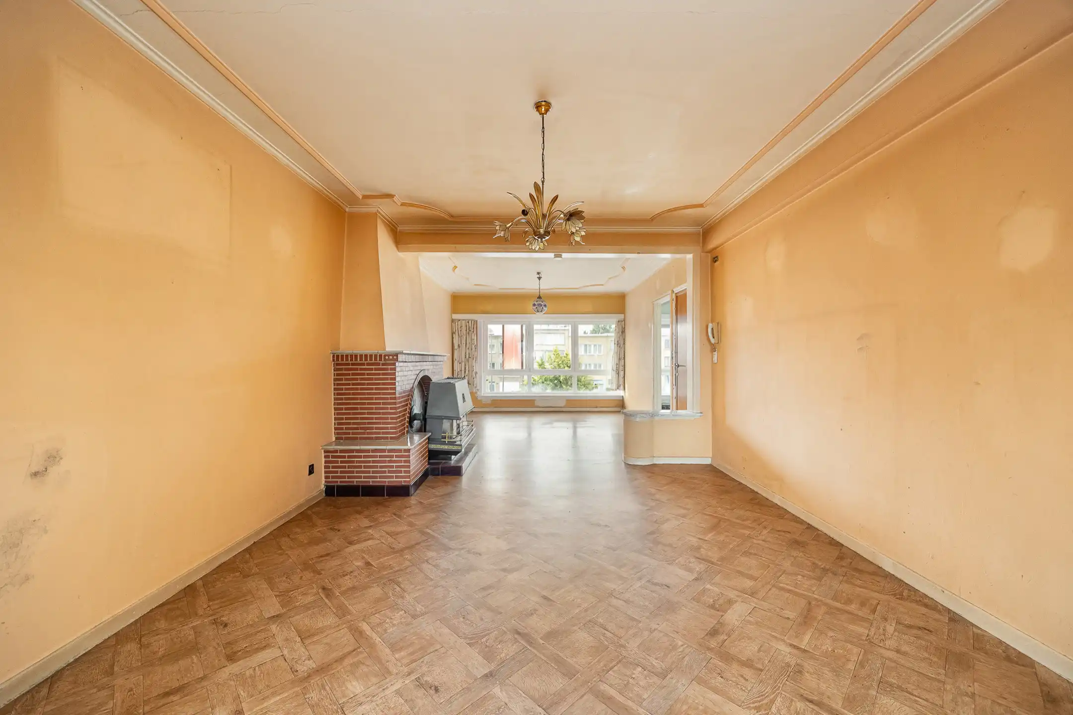 te renoveren appartement met 2 slaapkamers  foto 9