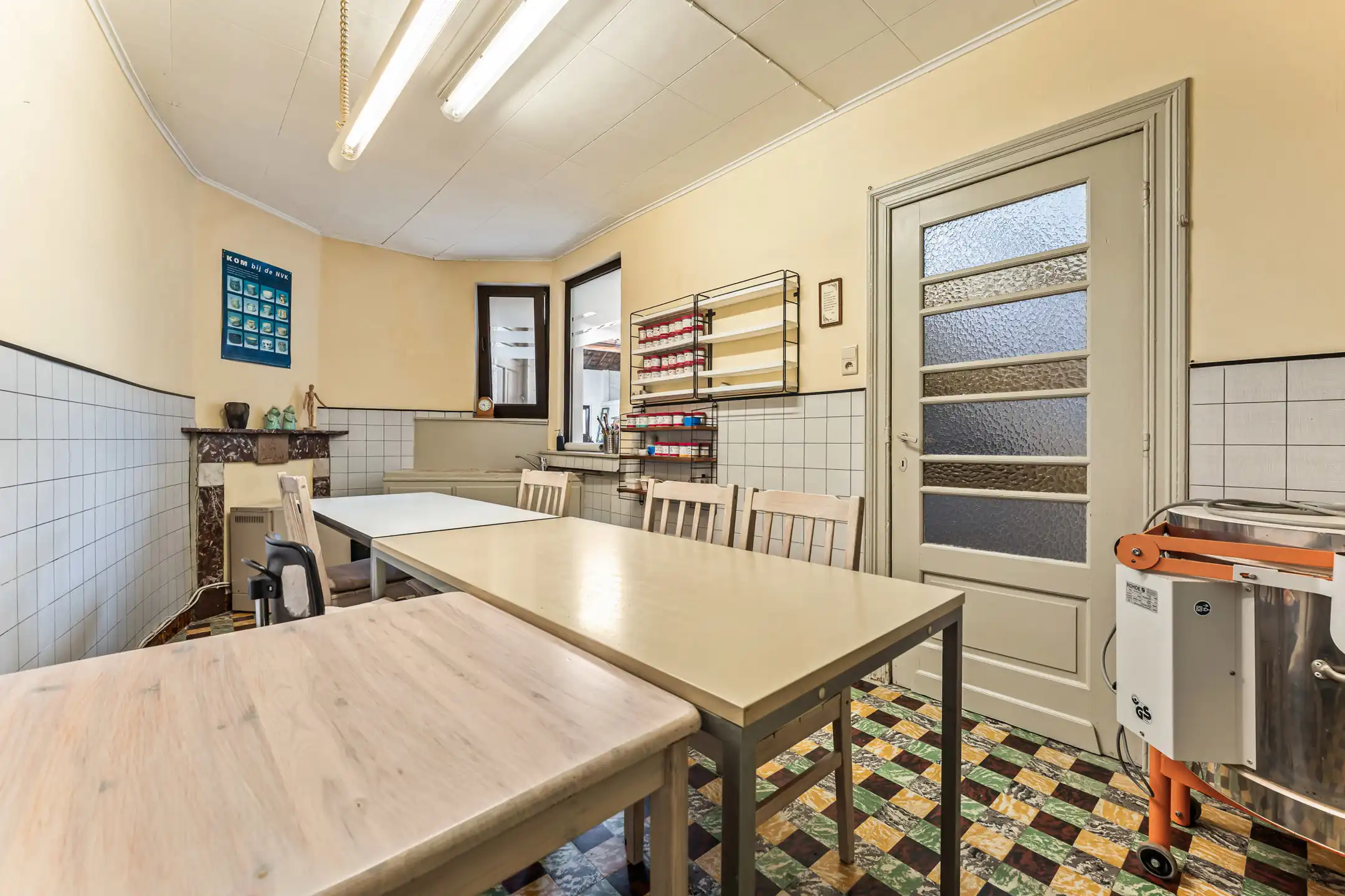 Karaktervolle woning met prachtige koer te Zussen foto 10