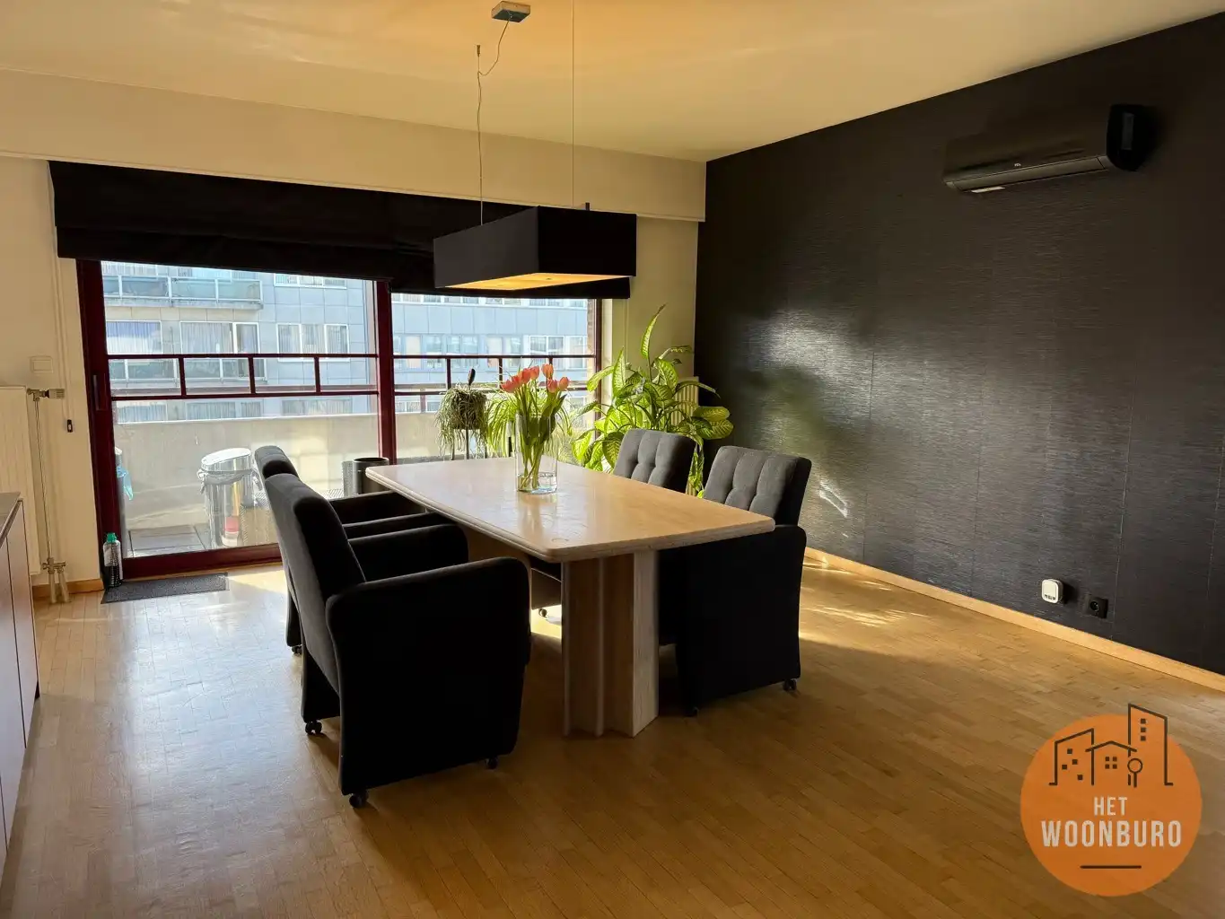 Ruim appartement met 2 slpks, bureau, kelder en staanplaats foto 3