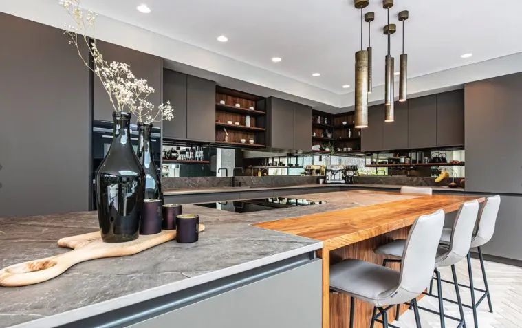 Wonen in luxe en elegantie: exclusieve villa in  Benahavís foto 4