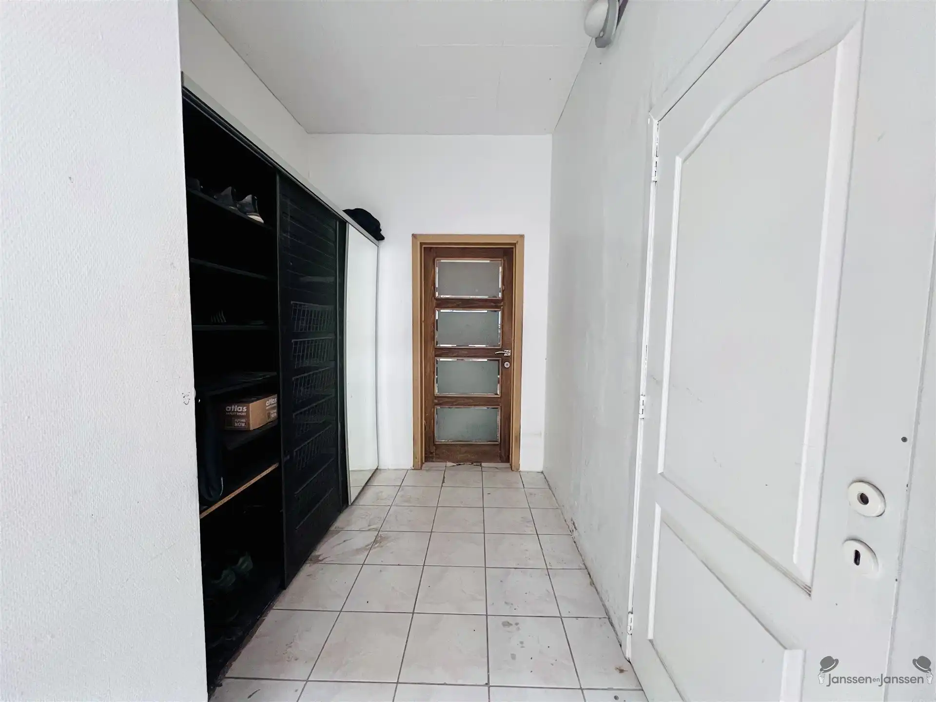 Ruime woning met grote tuin, hartje Zele foto 5