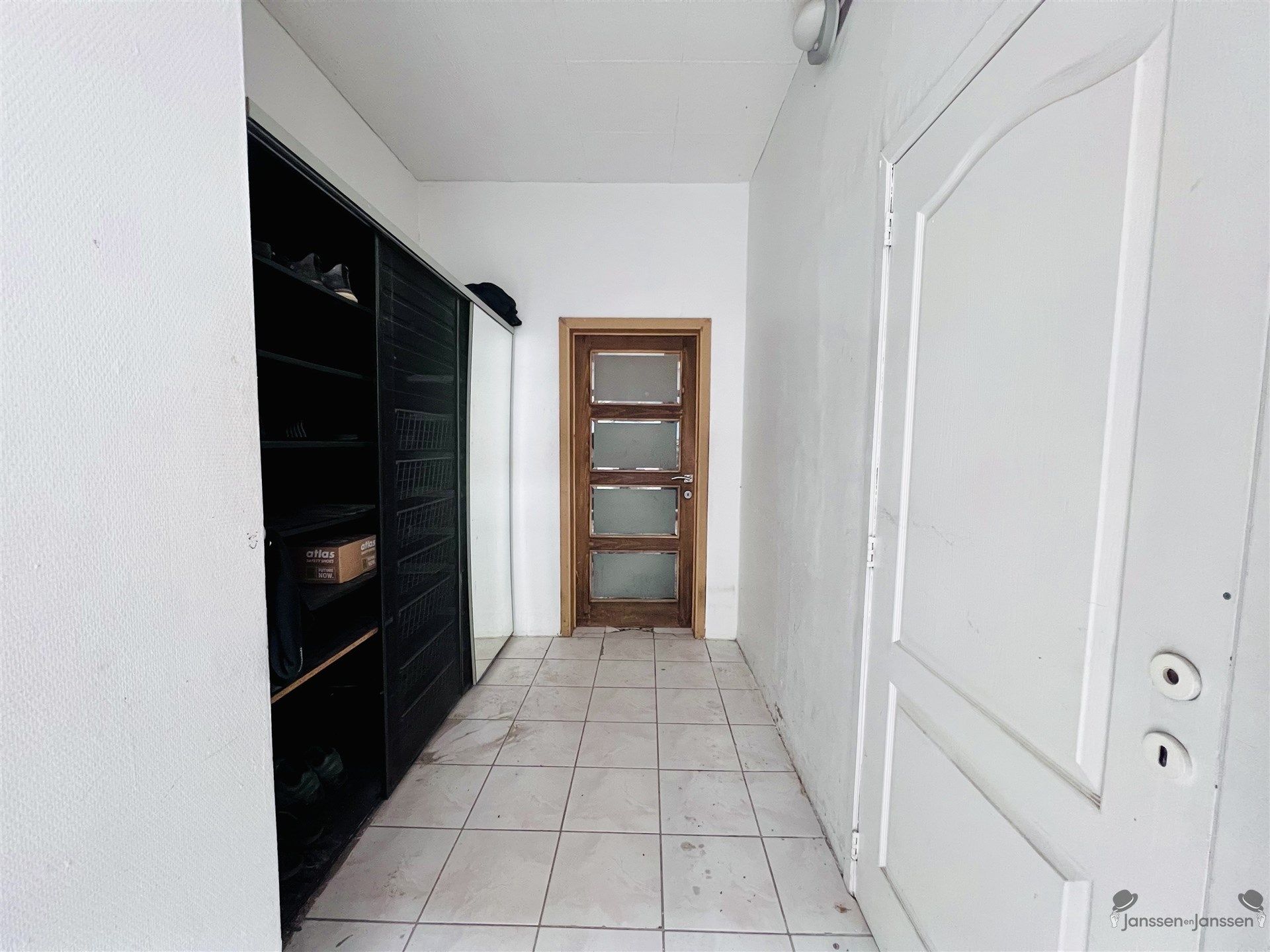 Ruime woning met grote tuin, hartje Zele foto 5