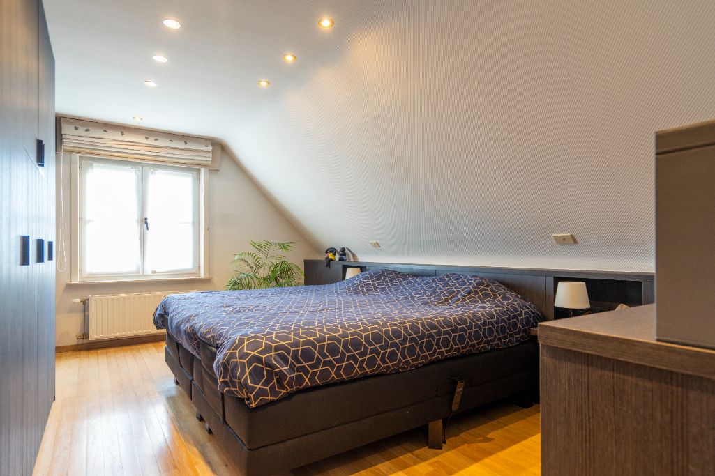 Alleenstaande woning Zulte met 3 ruime slaapkamers en bureauruimte foto 9