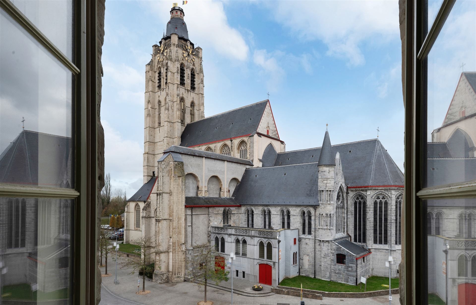 Historisch handelspand op de markt te Oudenaarde foto 22