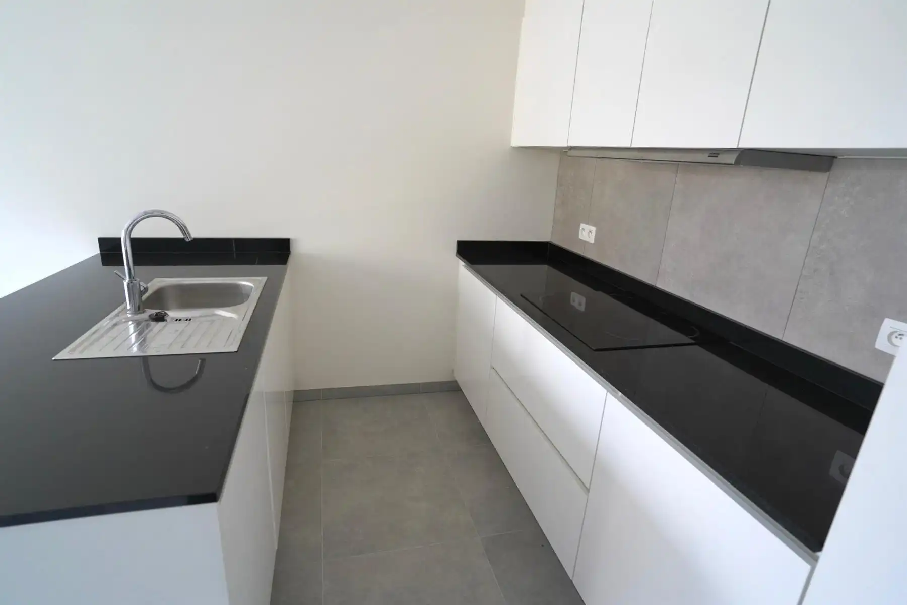 Gelijkvloers appartement met tuintje foto 5