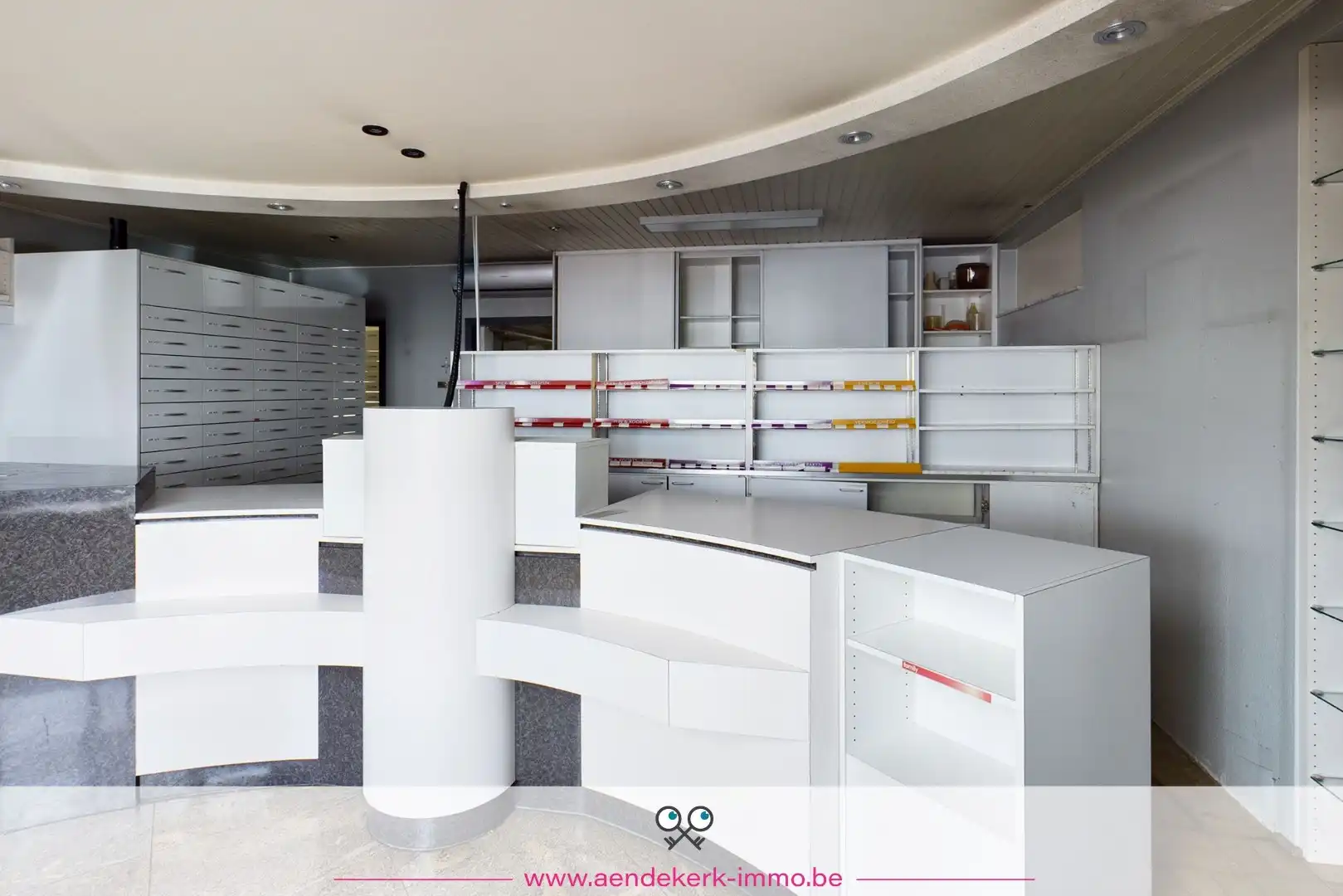 Woning met handelsruimte in het centrum van Kinrooi foto 6