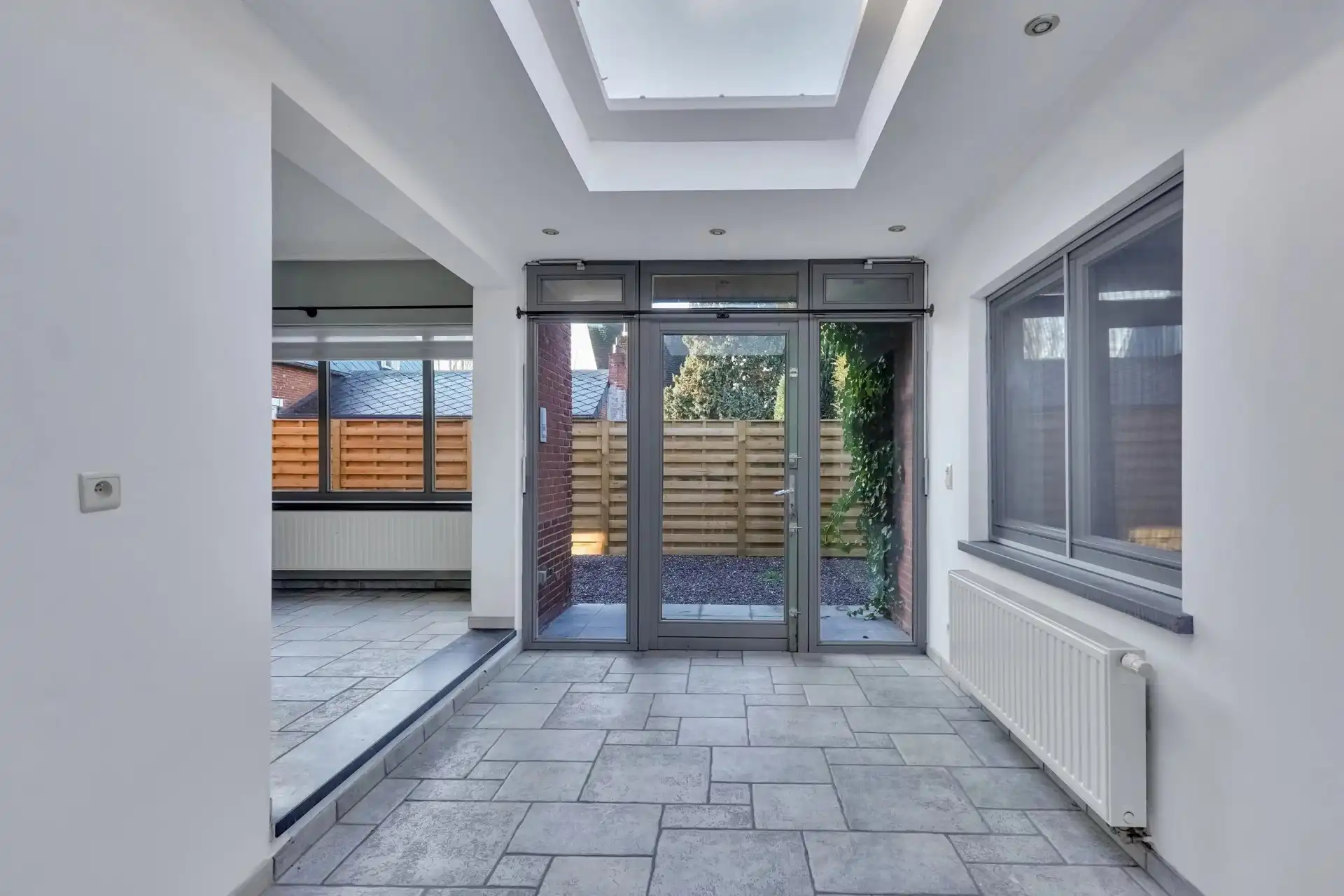 Veelzijdige vrijstaande woning met extra appartement foto 6