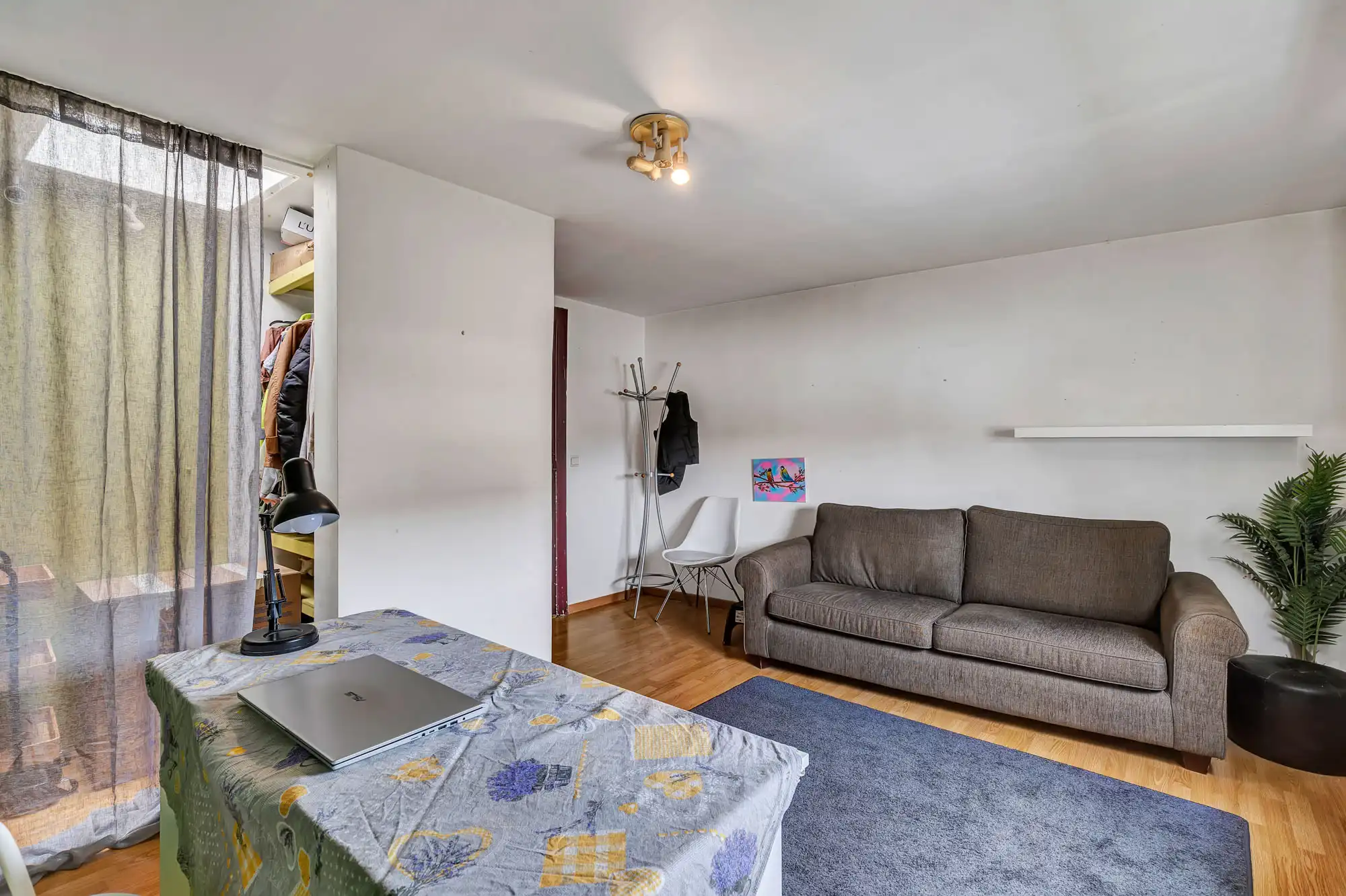 Instapklaar 2-slaapk. appartement met staanplaats foto 4