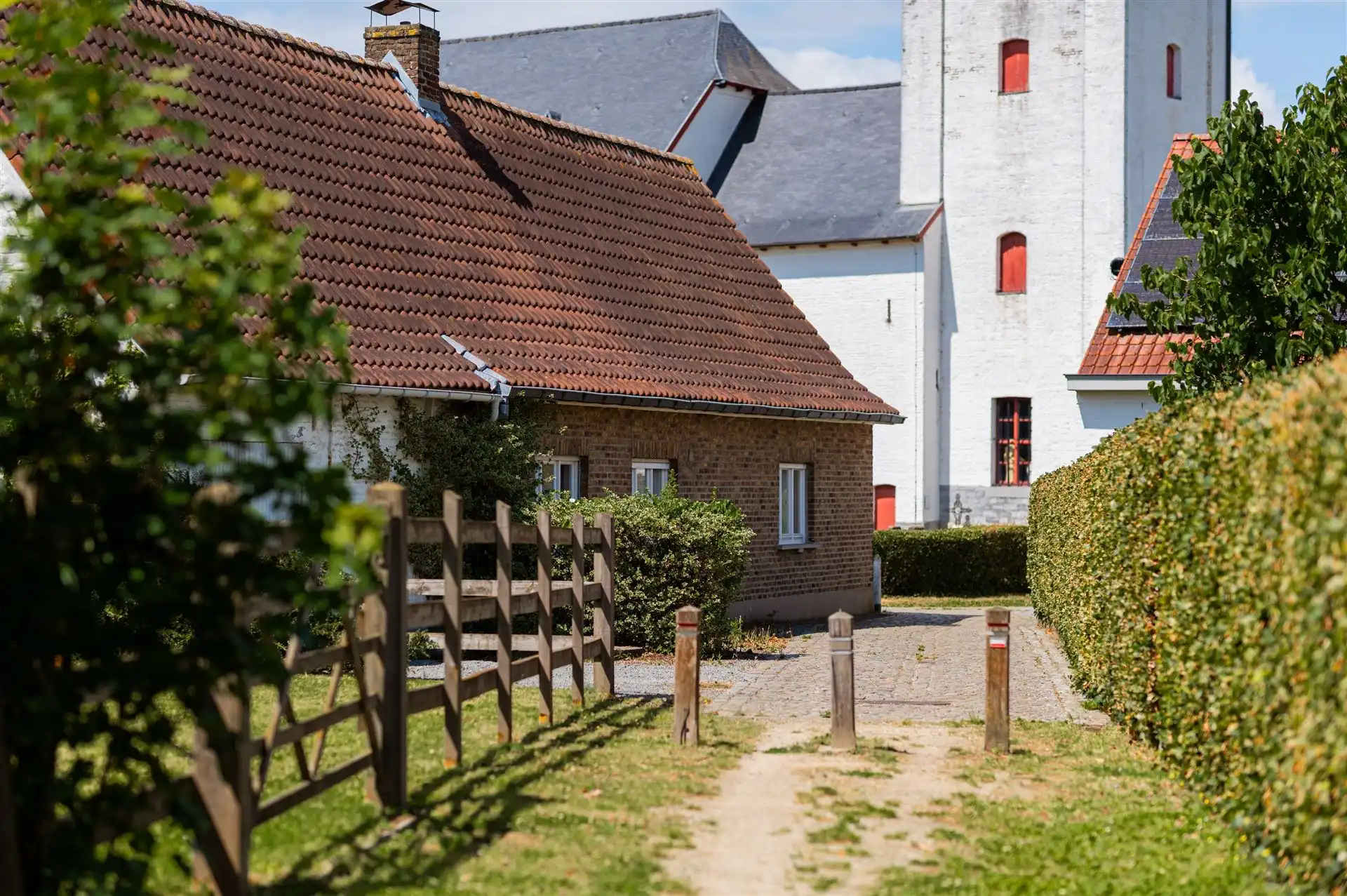 Te renoveren hoeve in het pittoreske Moregem foto 5