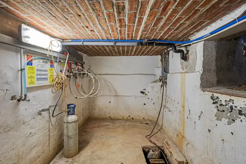 Café met bovengelegen appartement foto 17