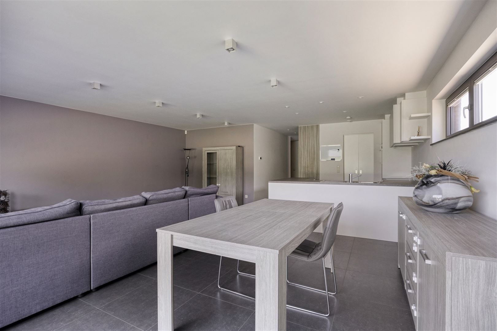 TE KOOP: Ruim appartement met tuin te Heusden-Zolder!  foto 3