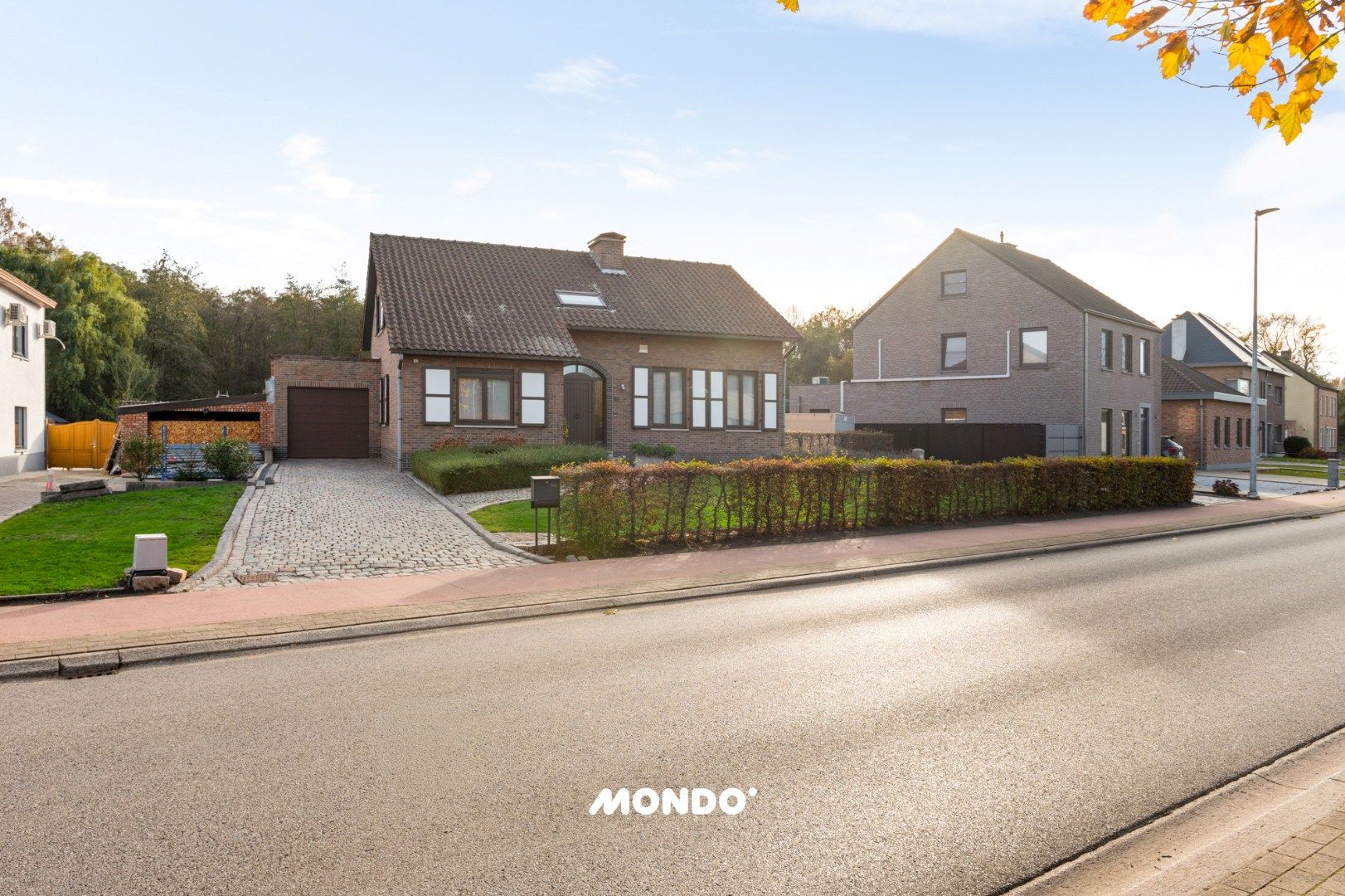 Landelijke woning met 4 slaapkamers en een ruime tuin in een groene omgeving! foto 2