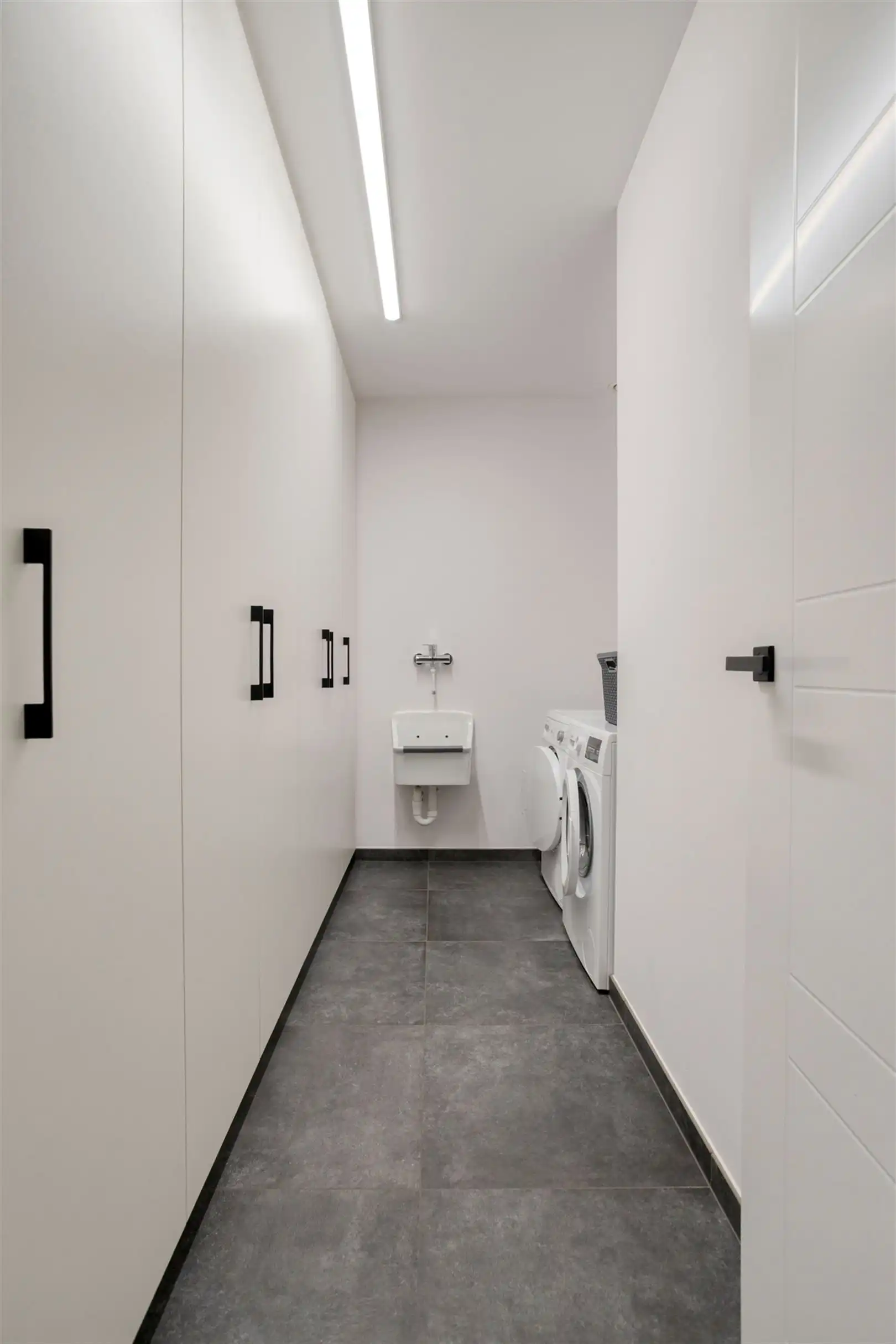 Prachtige INSTAPKLARE gezinswoning met 4 slaapkamers foto 24