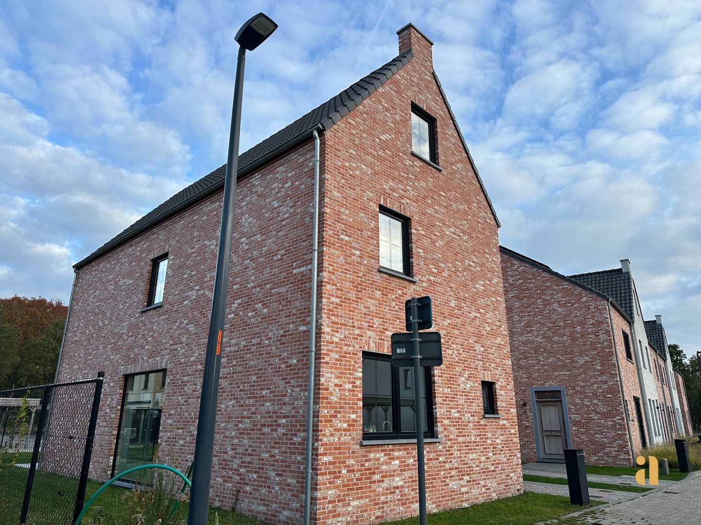 Moderne nieuwbouw waar licht en ruimte samenkomen foto 27
