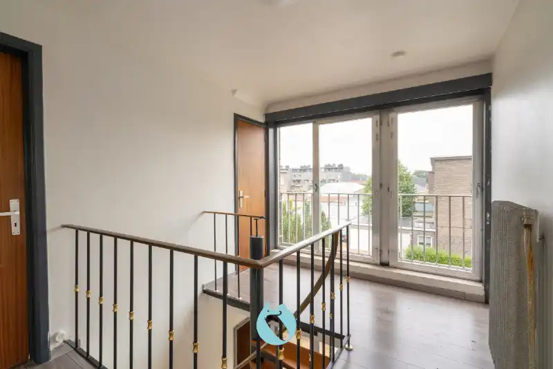 Ruim appartement met 2 slpks, groot terras en garage foto 7