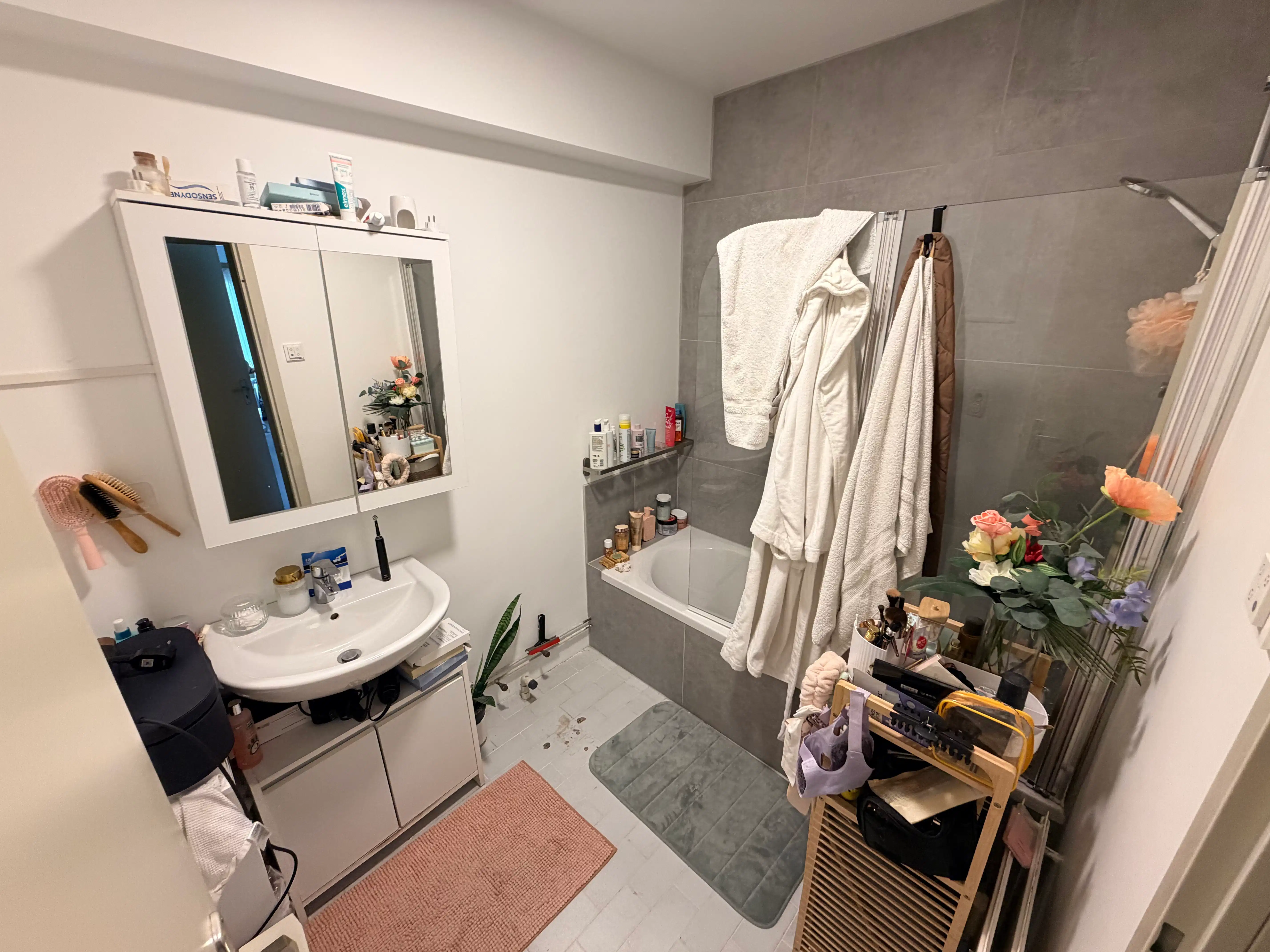 --- NIEUW --- Ruim 2-slaapkamerappartement met mooi terras in Gent Centrum! foto 10