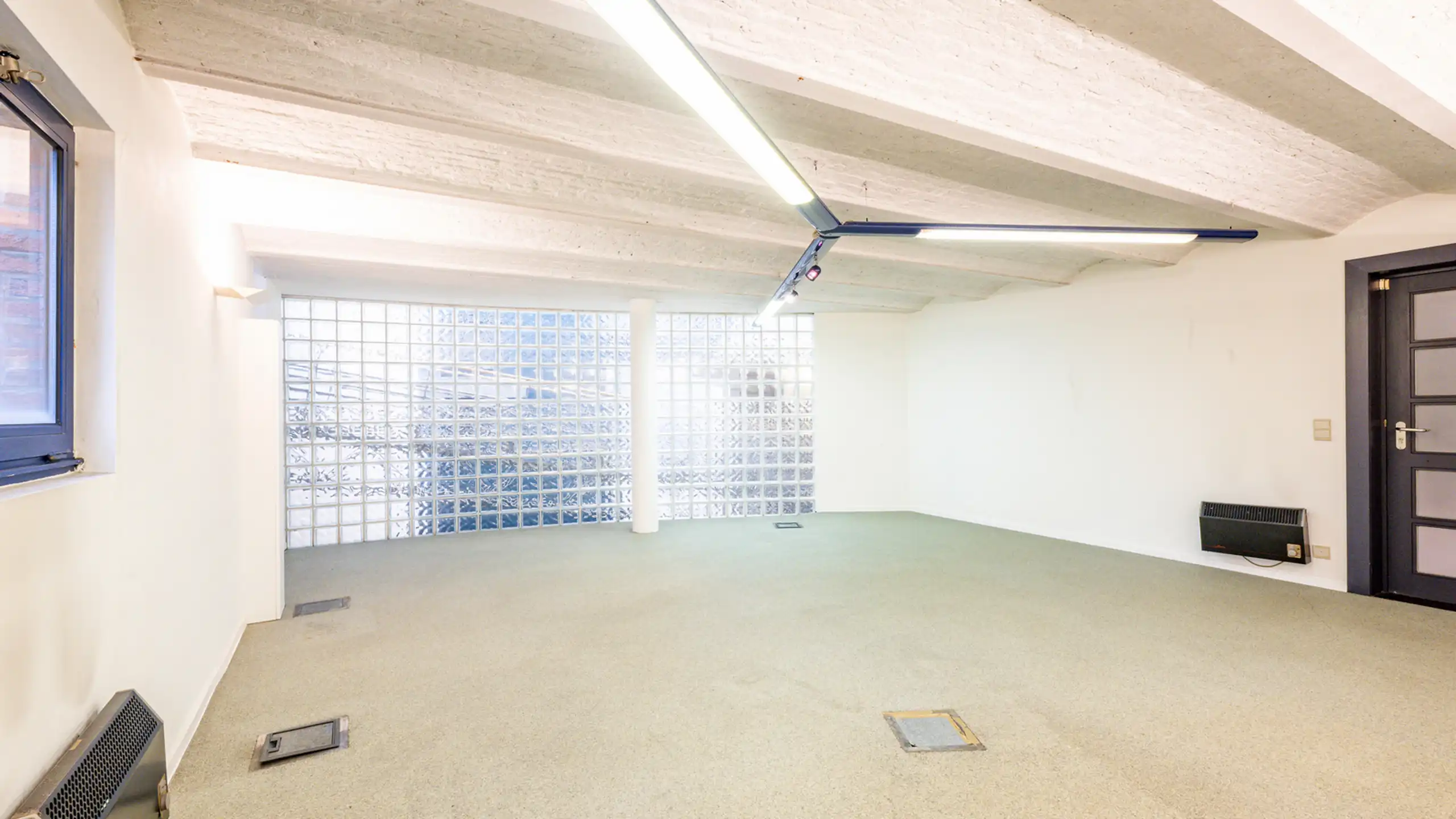 Kantoor 185 m² in gerenoveerd pakhuis, Oudeleeuwenrui   foto 7