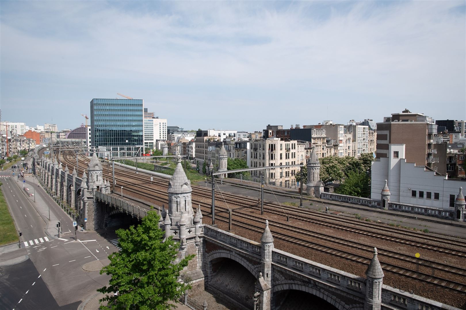Lichtrijk hoekappartement met prachtig vergezicht over de stad + P foto 22