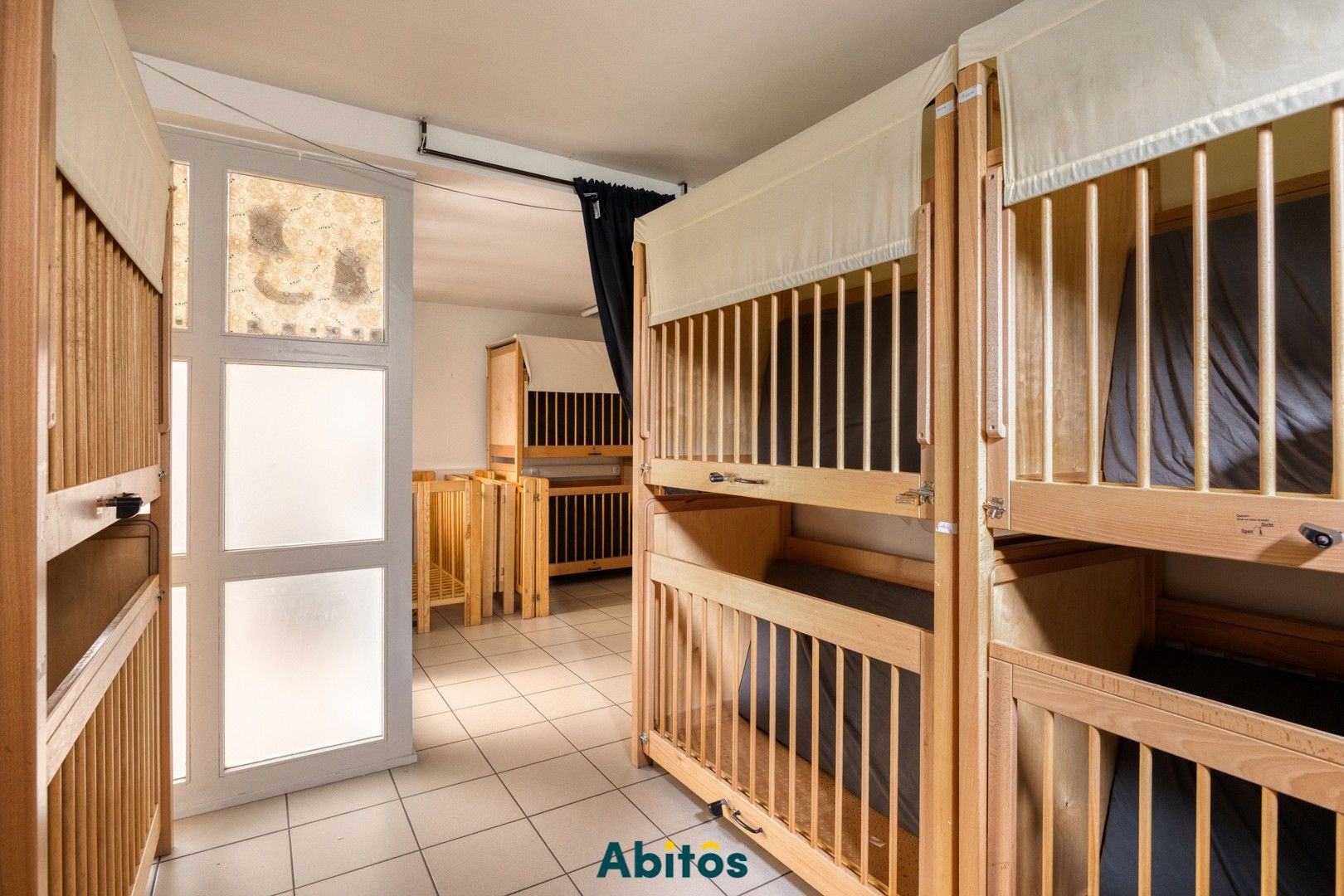Ruime woning met polyvalent gelijkvloers – ideaal als gezinswoning of handelspand foto 33