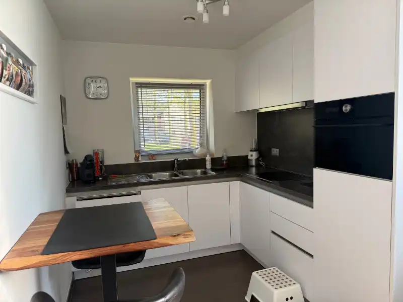 Gezellige half-open passiefwoning met zonnige tuin foto 3