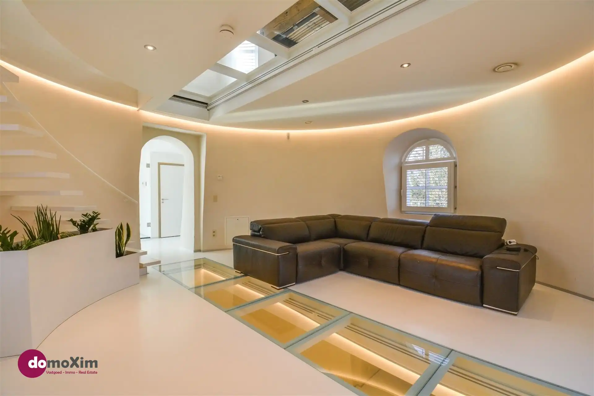De Oude Korenmolen van Veltem, een unieke villa op een perceel van 47 are foto 11