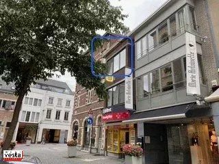éénslaapkamer appartement te huur in centrum van Sint-Truiden foto 2