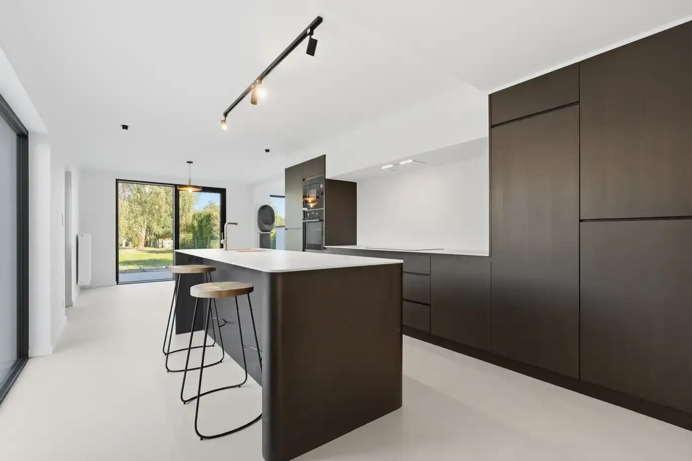 GERENOVEERDE RUIME VILLA OP TOPLOCATIE foto 7