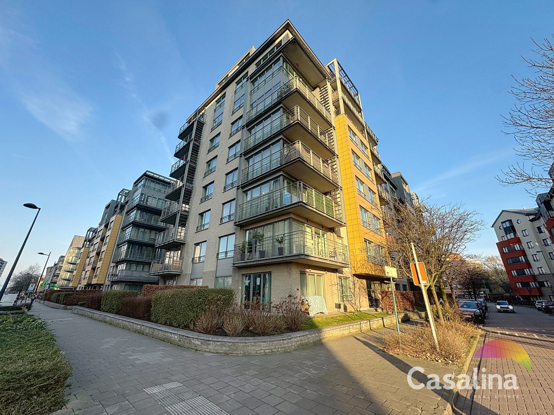 Binnenparkeerplaats te huur – 85€/maand foto 4