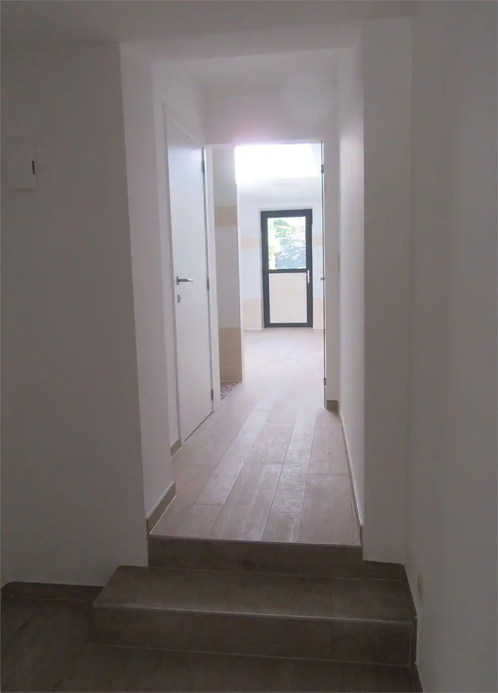 Rijwoning met modern interieur foto 5