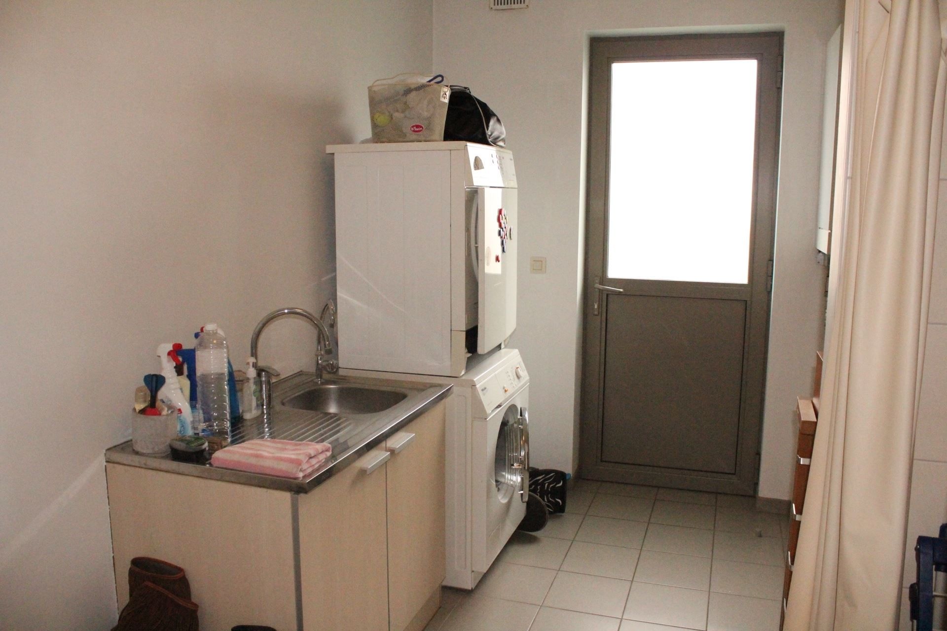 Vrijstaande woning met tuin, alle comfort, 3 slpks. foto 24