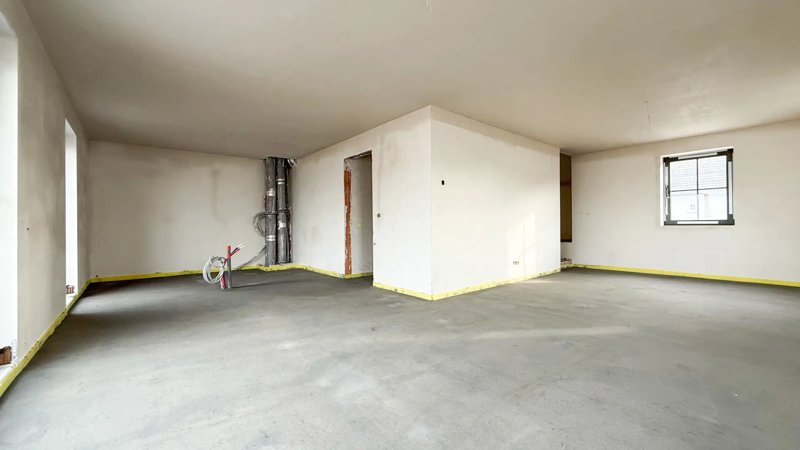 Duplex appartement met 2-slpks, inpandige garage en terras! foto 3