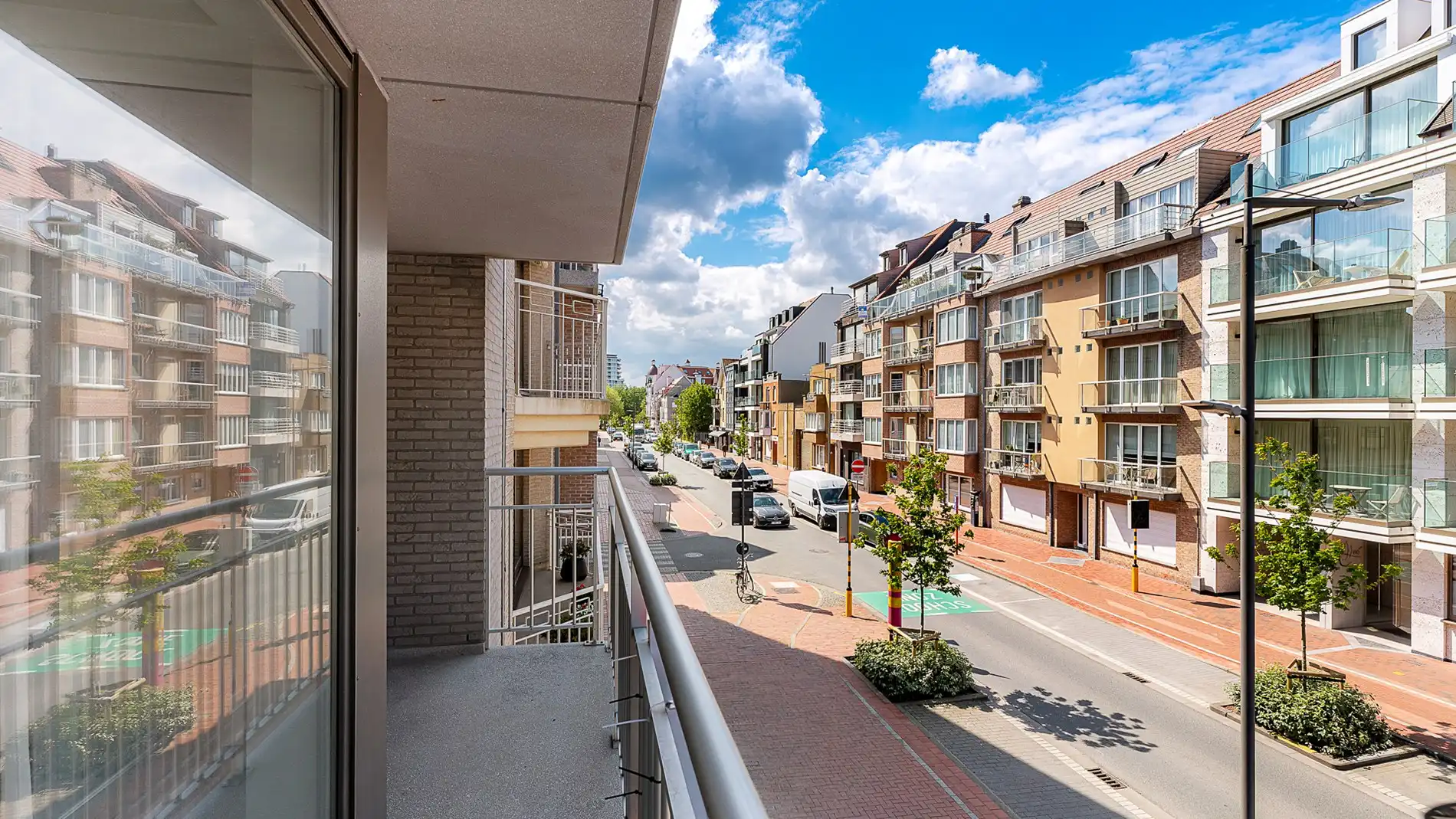 Ruim appartement met 3 slaapkamers foto 10